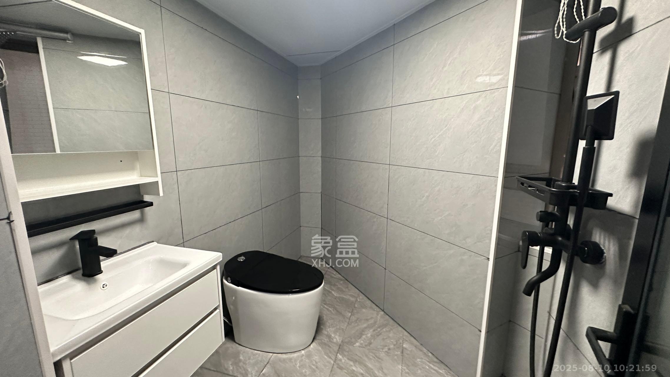 潮宗御苑  4室2厅2卫   8800.00元/月室内图