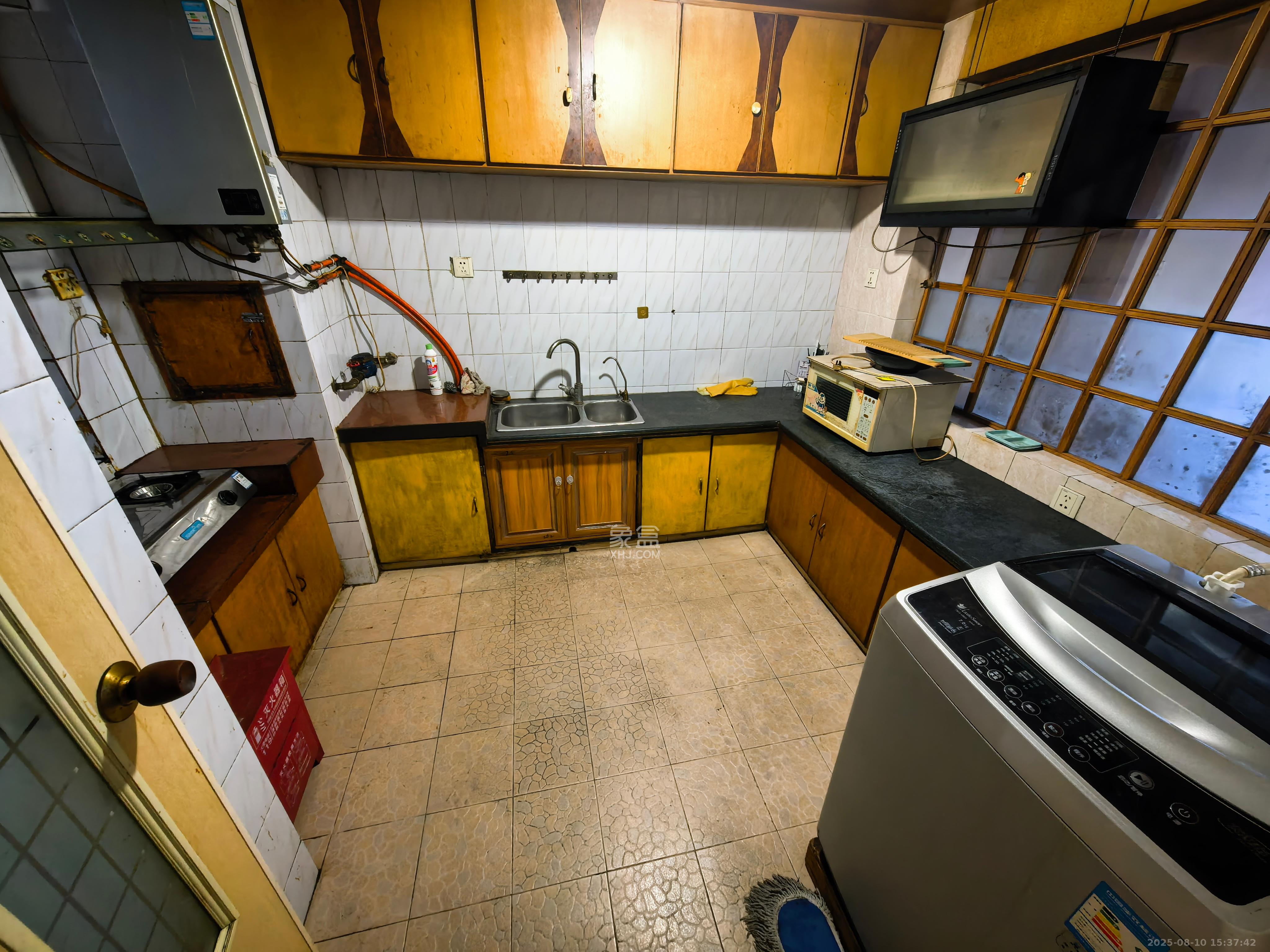 天心城市广场(黄金之城) 3室2厅2卫 2600.0元/月 天心城市广场(黄金之城) 3室2厅2卫 2600.0元/月室内图