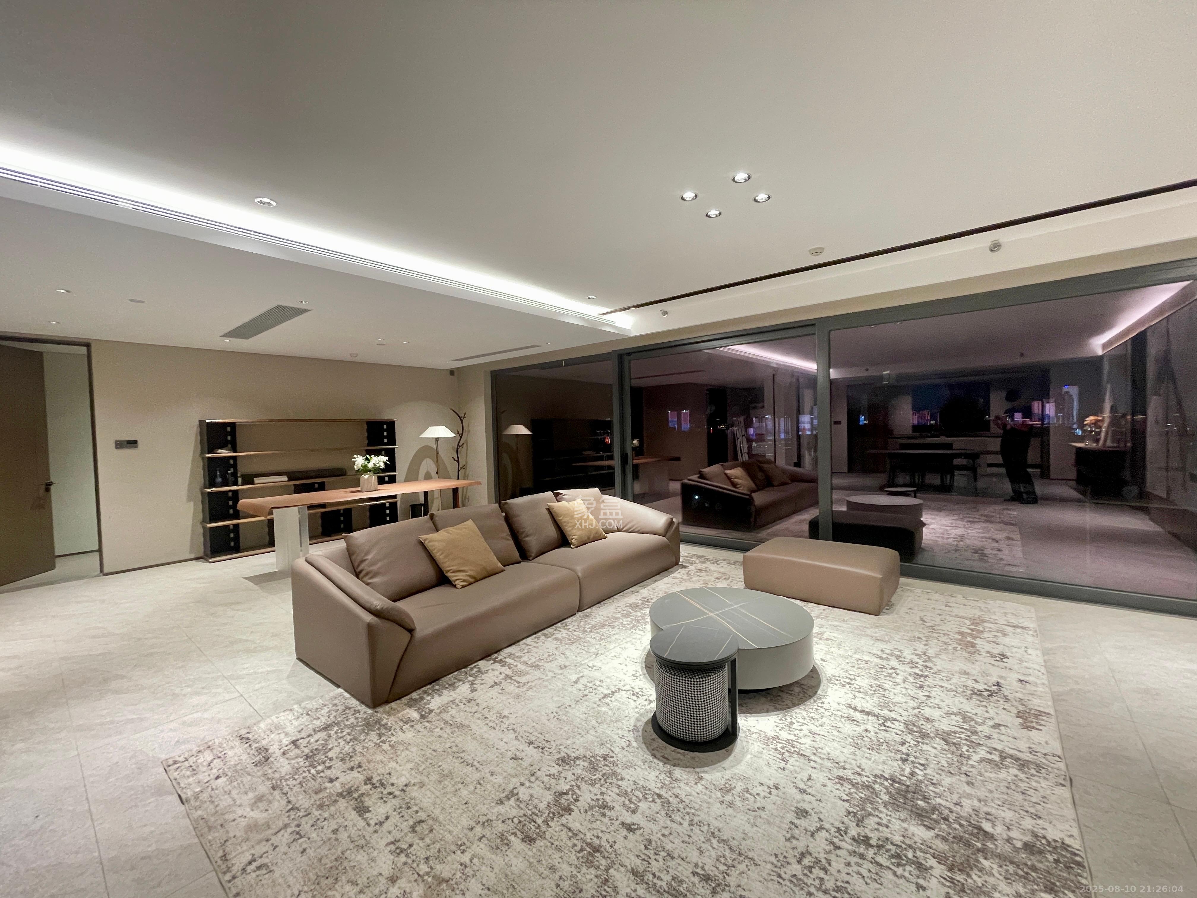 长沙悦府(华润万象城)  4室2厅3卫    19000.0元/月 长沙悦府(华润万象城)  4室2厅3卫    19000.0元/月室内图