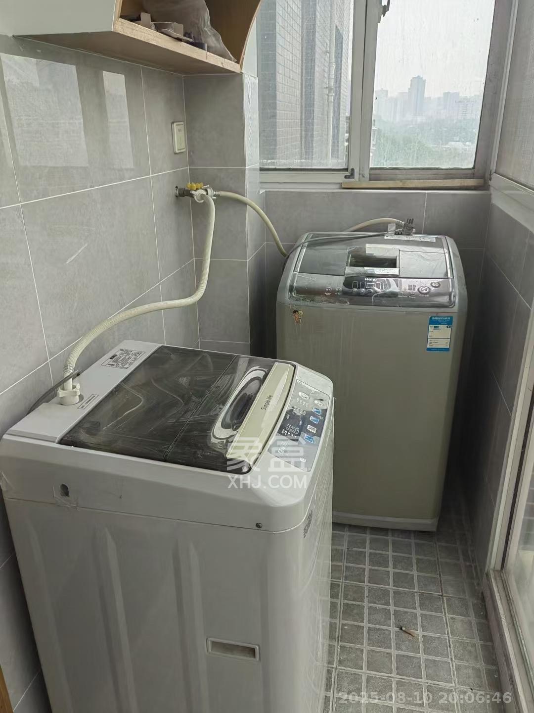 汇城上筑 3室2厅2卫 2200.0元/月 汇城上筑 3室2厅2卫 2200.0元/月室内图