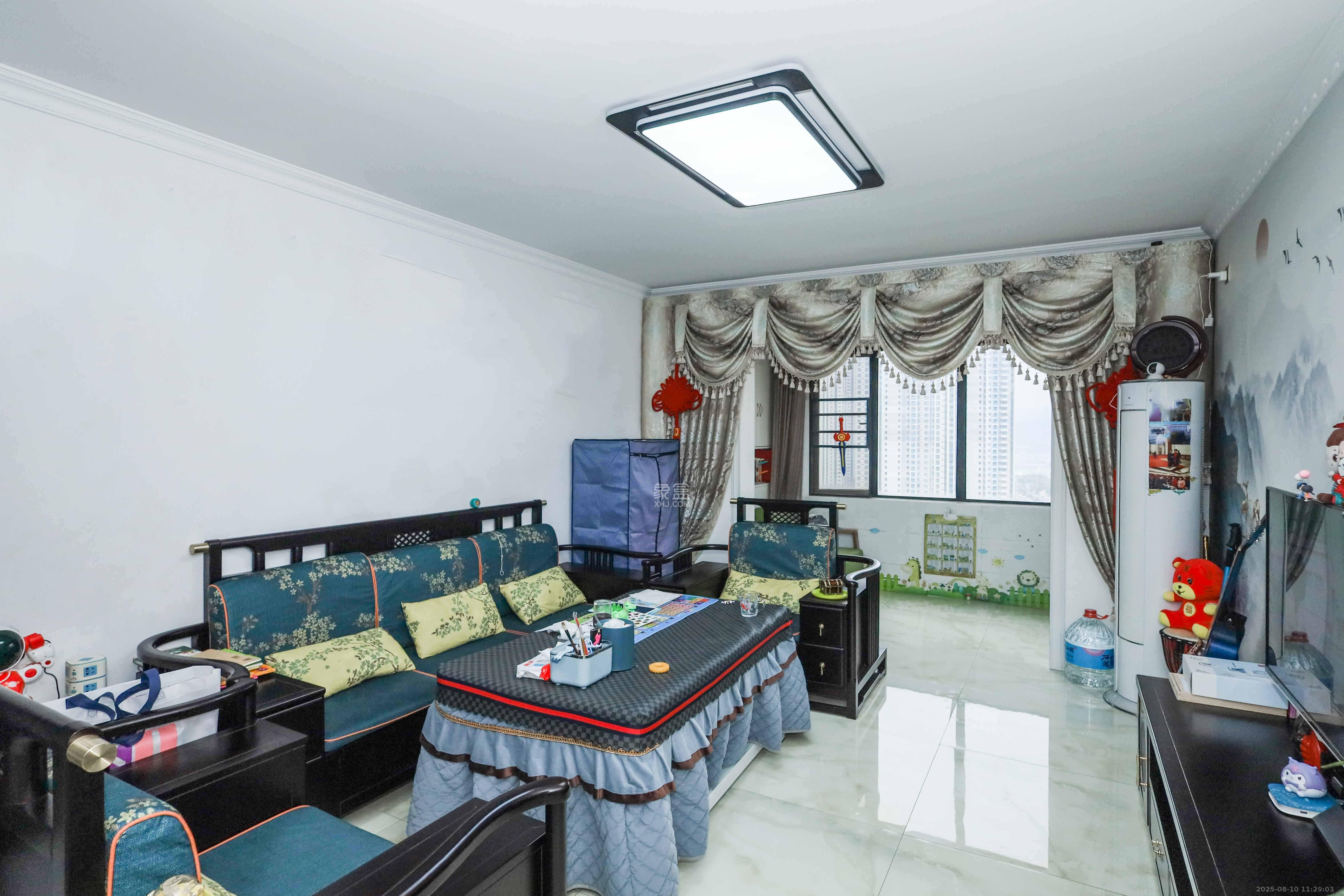 中国铁建梅溪青秀一期 3室2厅2卫 3200.0元/月 中国铁建梅溪青秀一期 3室2厅2卫 3200.0元/月室内图