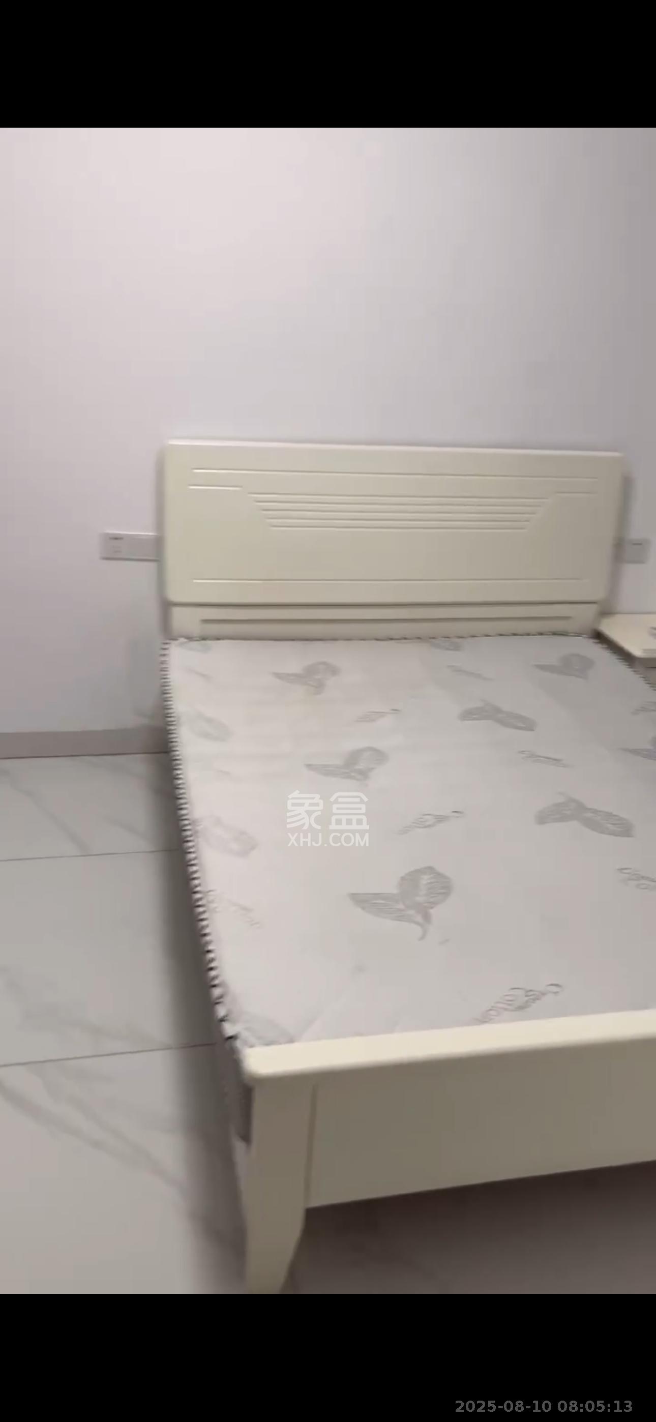 和润园三期  1室0厅0卫   1400.00元/月室内图