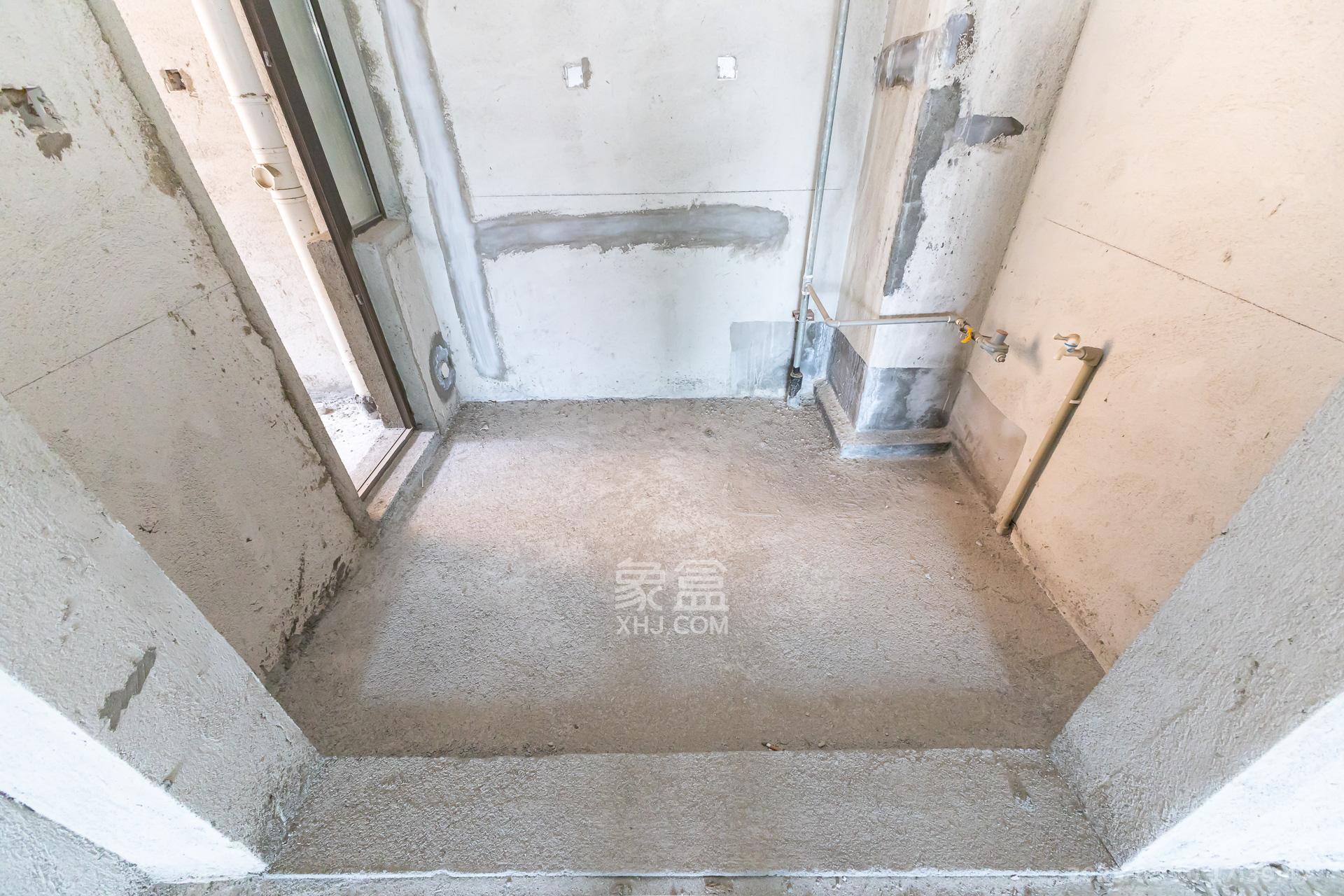 润和又一城  3室2厅2卫    77.2万厨房