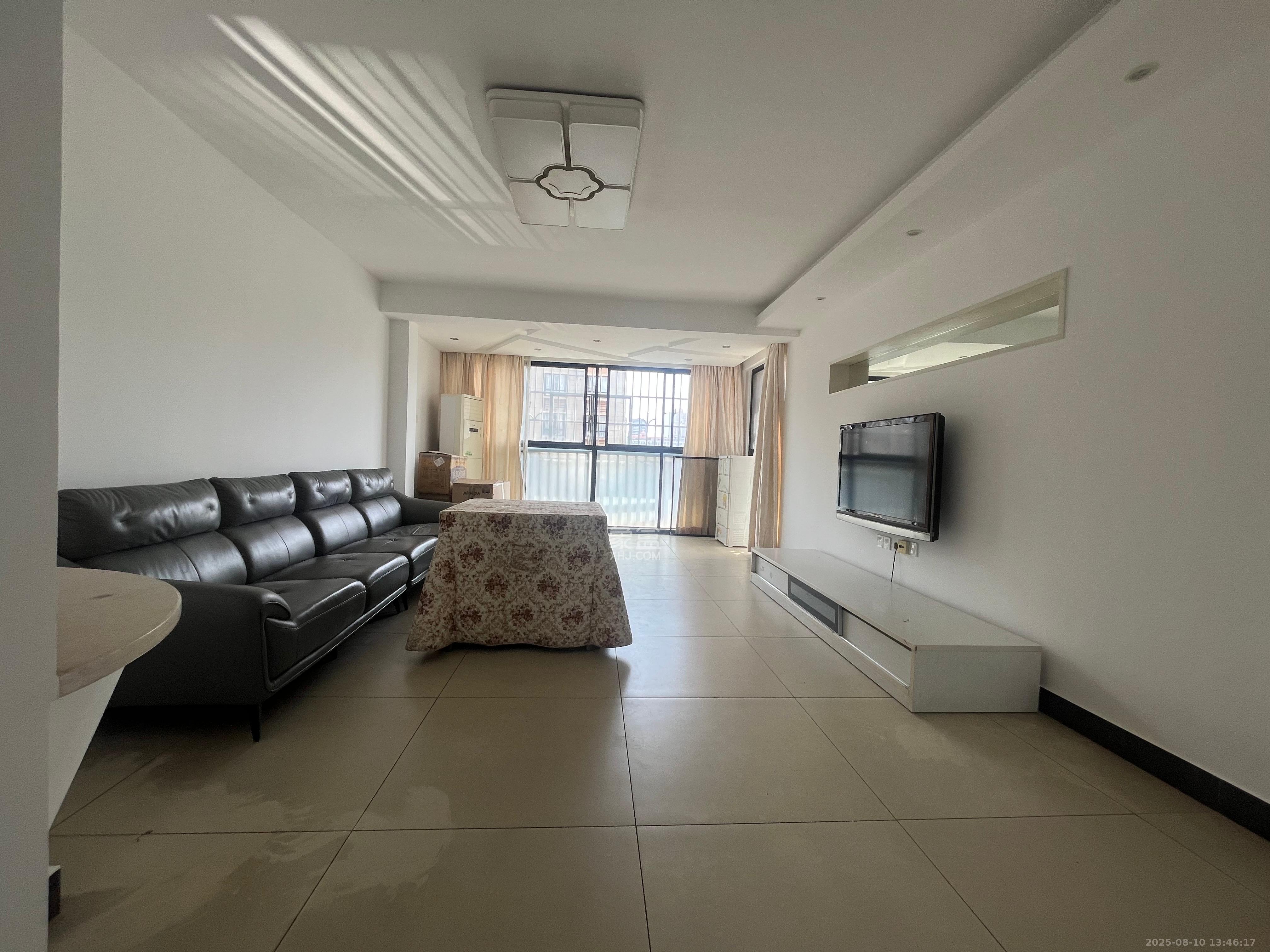 三江花中城 3室2厅2卫 3200.0元/月 三江花中城 3室2厅2卫 3200.0元/月室内图