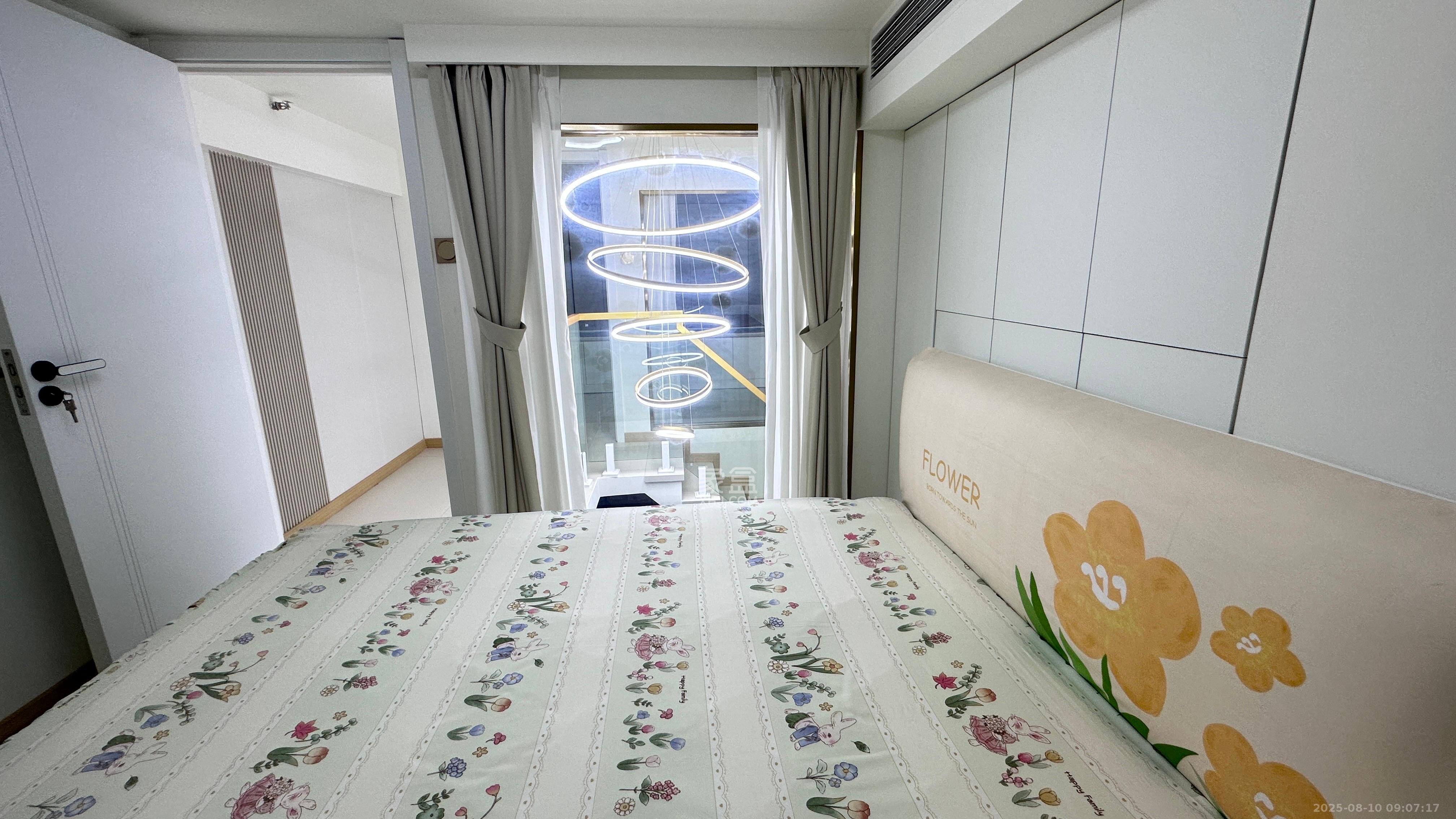 卓越中寰  2室1厅1卫    3000.0元/月室内图