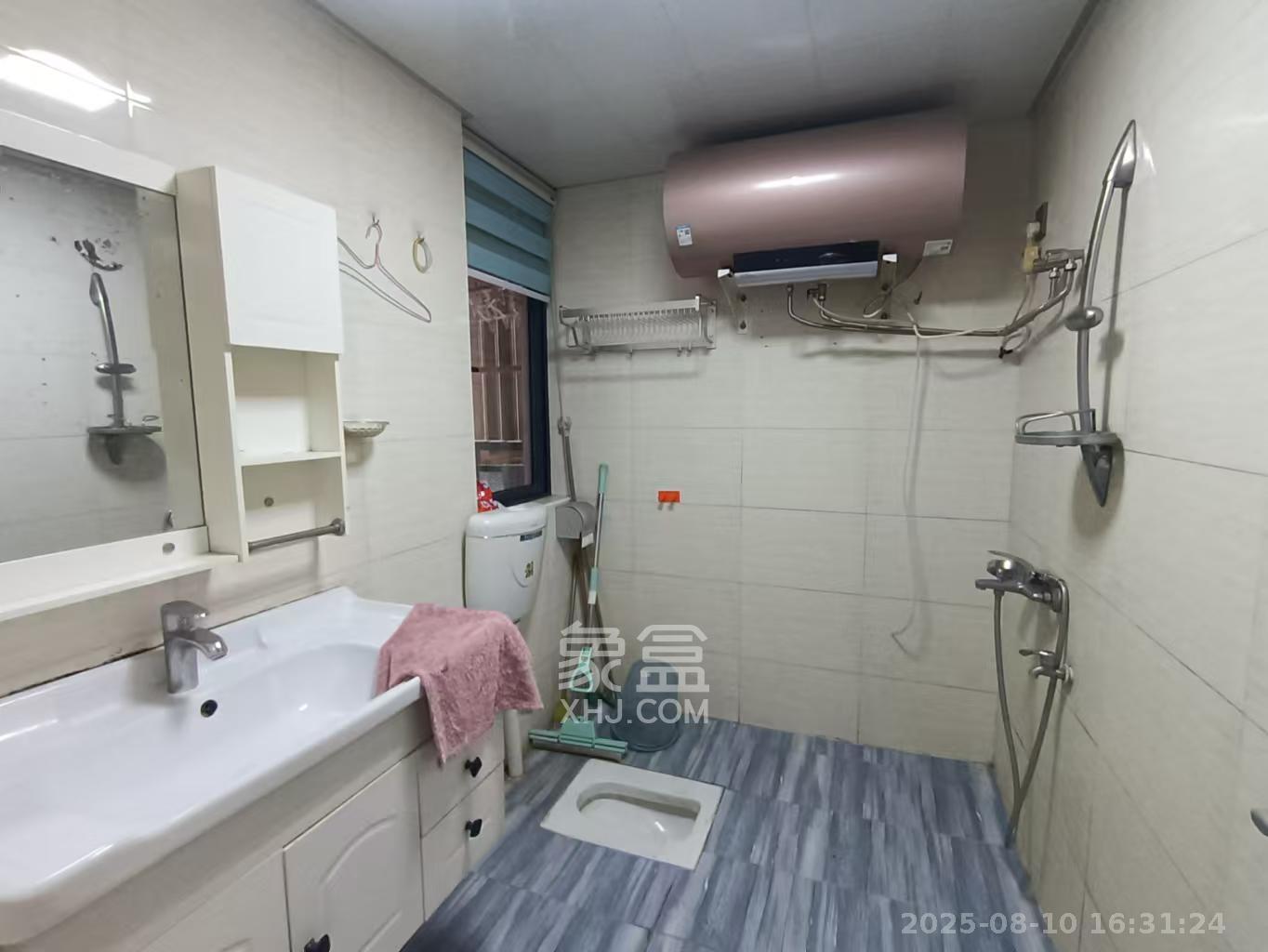 湘府9号 3室1厅1卫 2200.0元/月 湘府9号 3室1厅1卫 2200.0元/月室内图