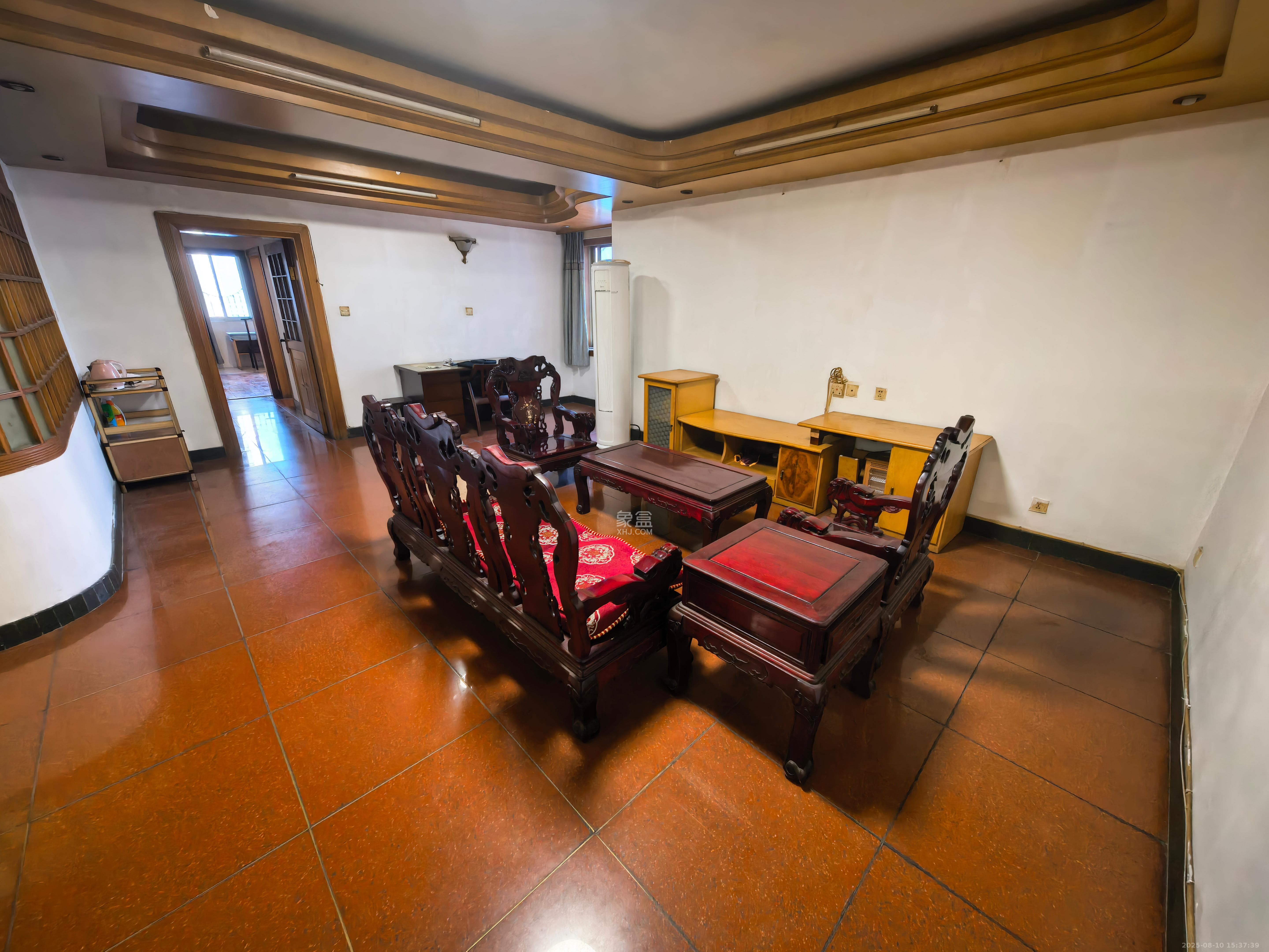 天心城市广场(黄金之城) 3室2厅2卫 2600.0元/月 天心城市广场(黄金之城) 3室2厅2卫 2600.0元/月室内图