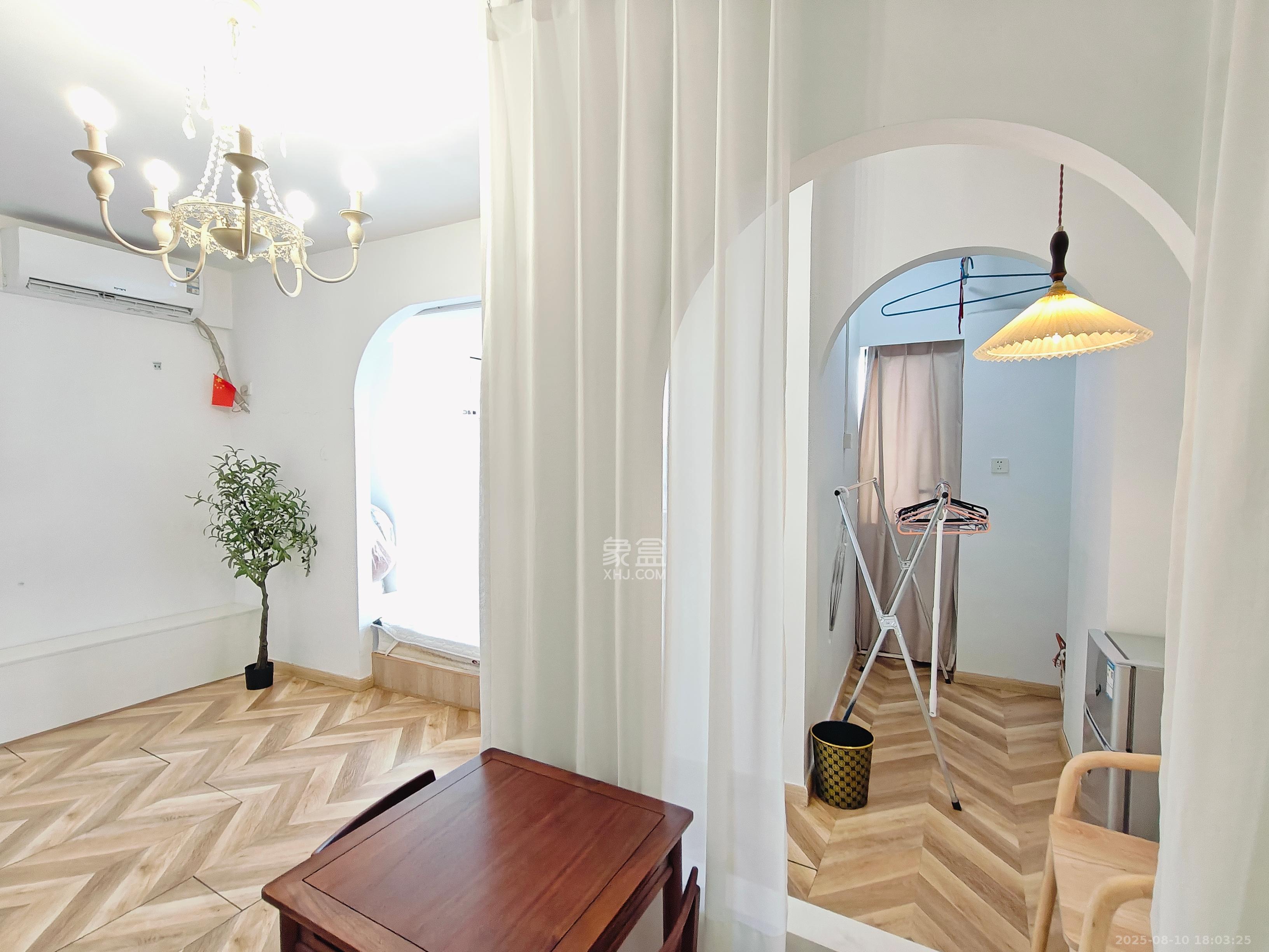 印象天心  1室1厅1卫    1500.0元/月室内图