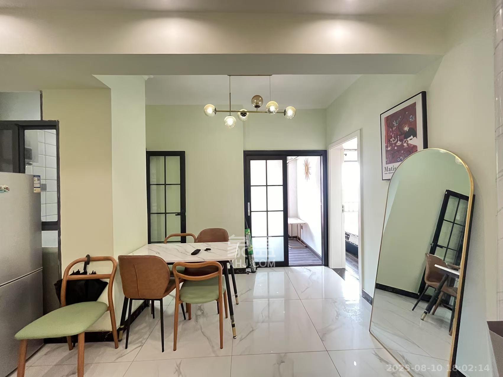 东怡外国(南湖一号)  2室1厅1卫    2800.0元/月 东怡外国(南湖一号)  2室1厅1卫    2800.0元/月室内图