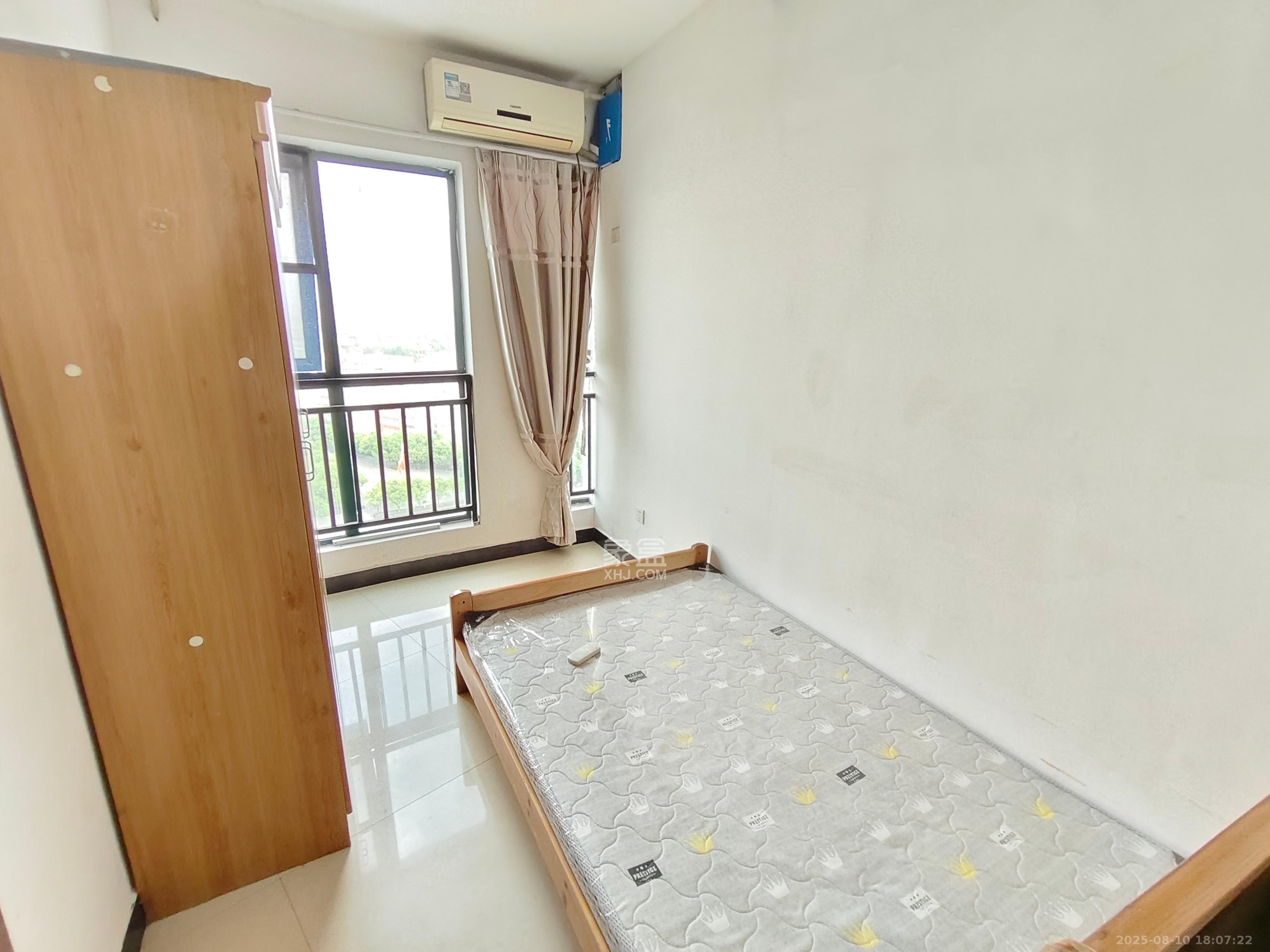 湖韵佳苑  2室1厅1卫    1500.0元/月 湖韵佳苑  2室1厅1卫    1500.0元/月室内图