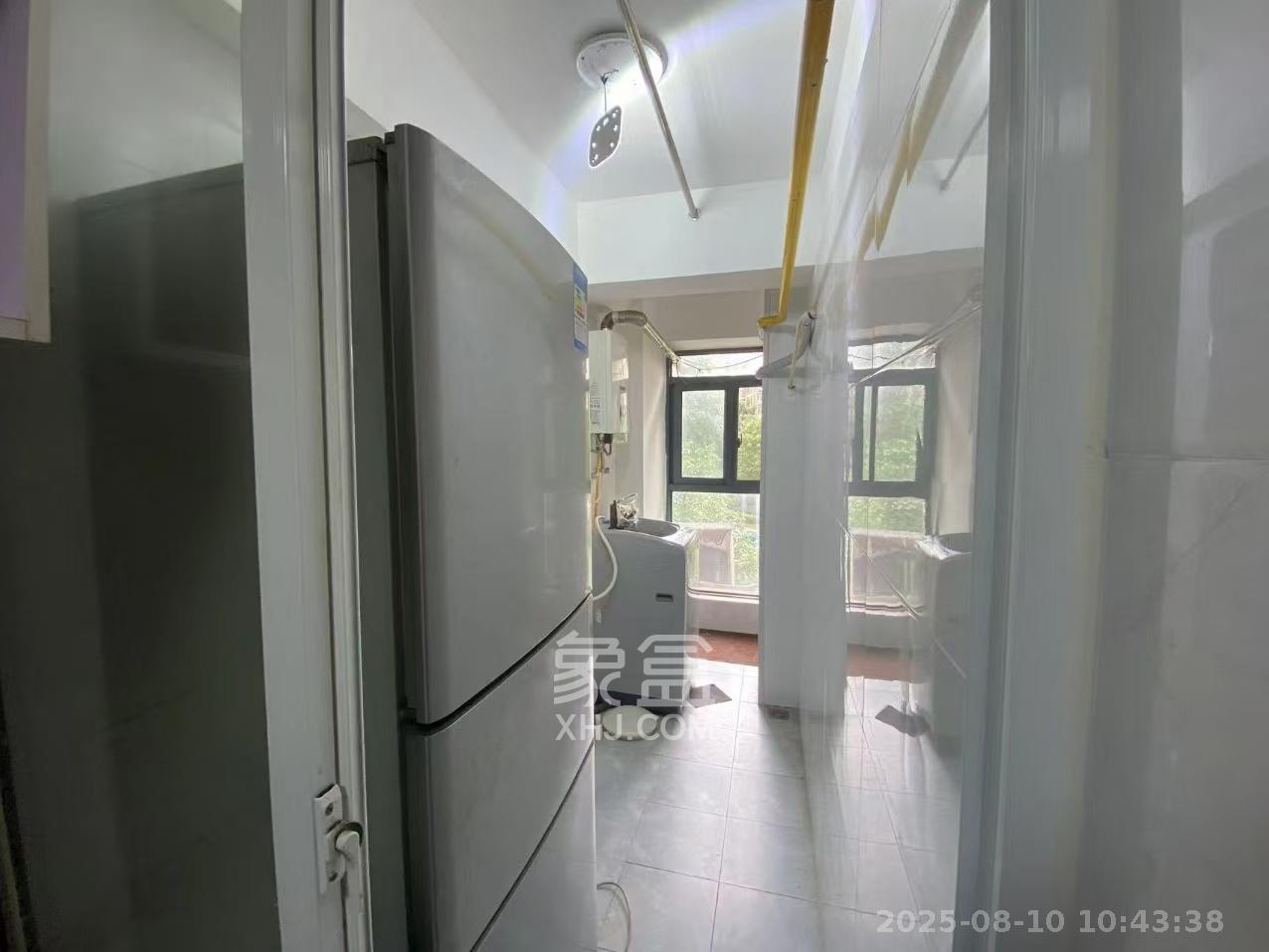 中建芙蓉嘉苑  2室1厅1卫    1500.0元/月 中建芙蓉嘉苑  2室1厅1卫    1500.0元/月室内图