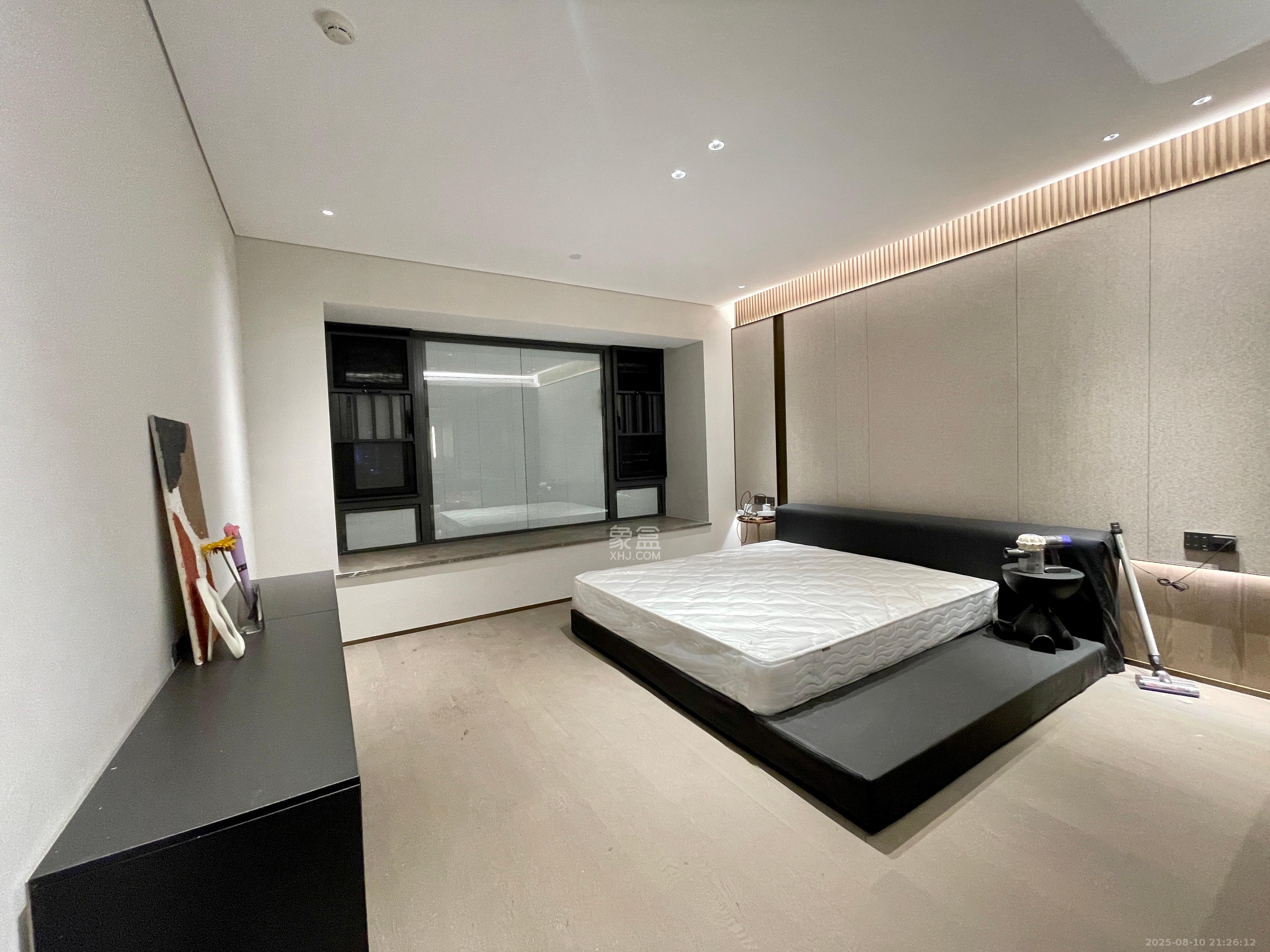 长沙悦府(华润万象城)  4室2厅3卫    19000.0元/月 长沙悦府(华润万象城)  4室2厅3卫    19000.0元/月室内图