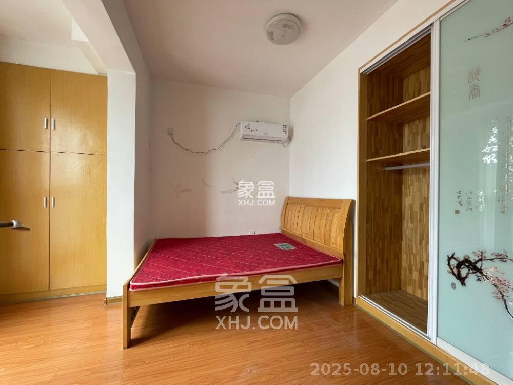 银轩铭誉（四海怡家）  2室1厅1卫    2800.0元/月室内图