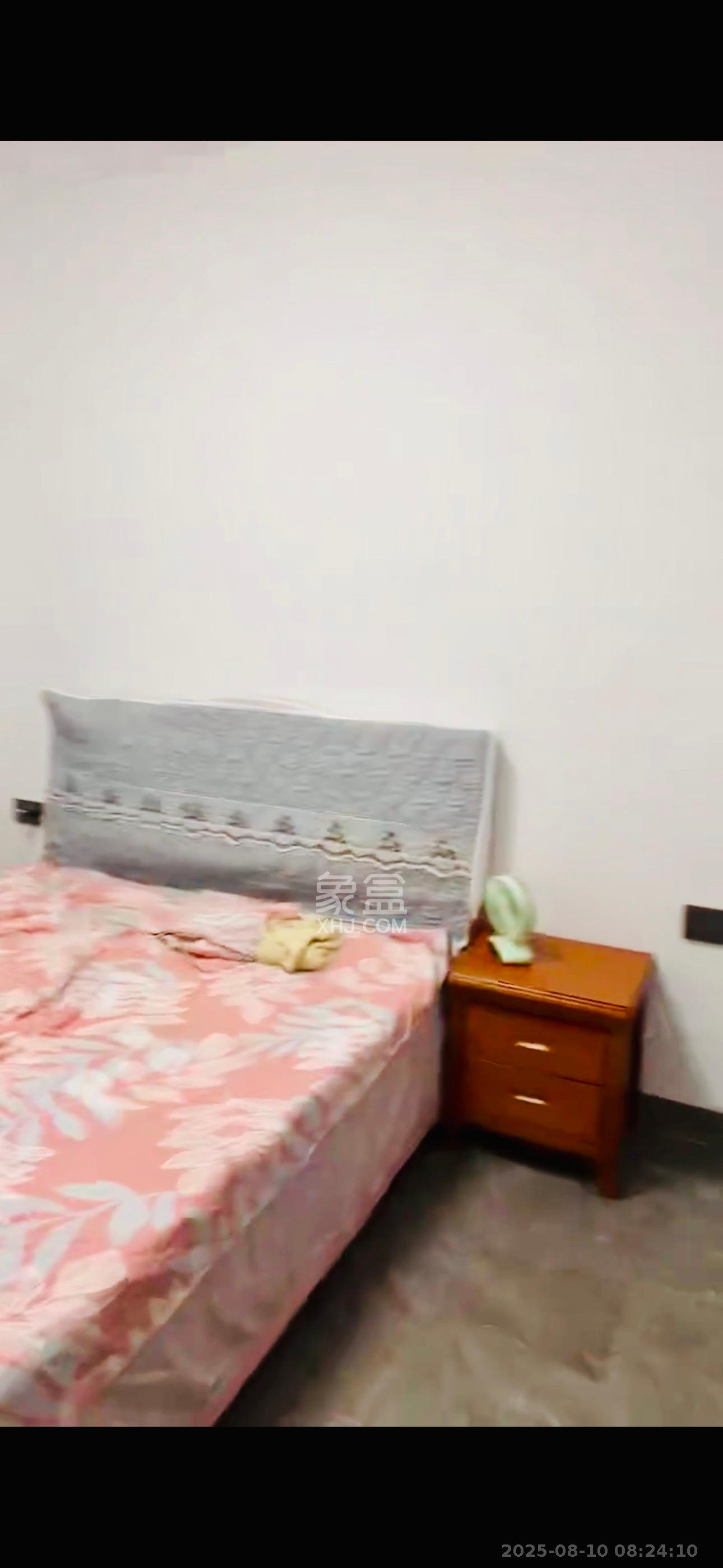 和润园三期 1室0厅0卫 2400.0元/月 和润园三期 1室0厅0卫 2400.0元/月室内图