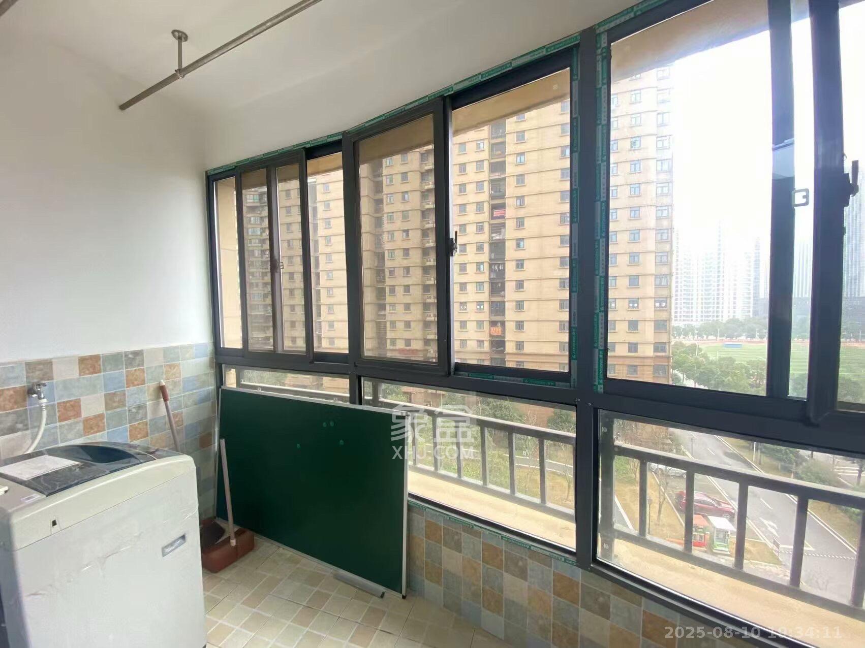 嘉雨兴园 2室1厅1卫 2500.00元/月 嘉雨兴园 2室1厅1卫 2500.00元/月室内图