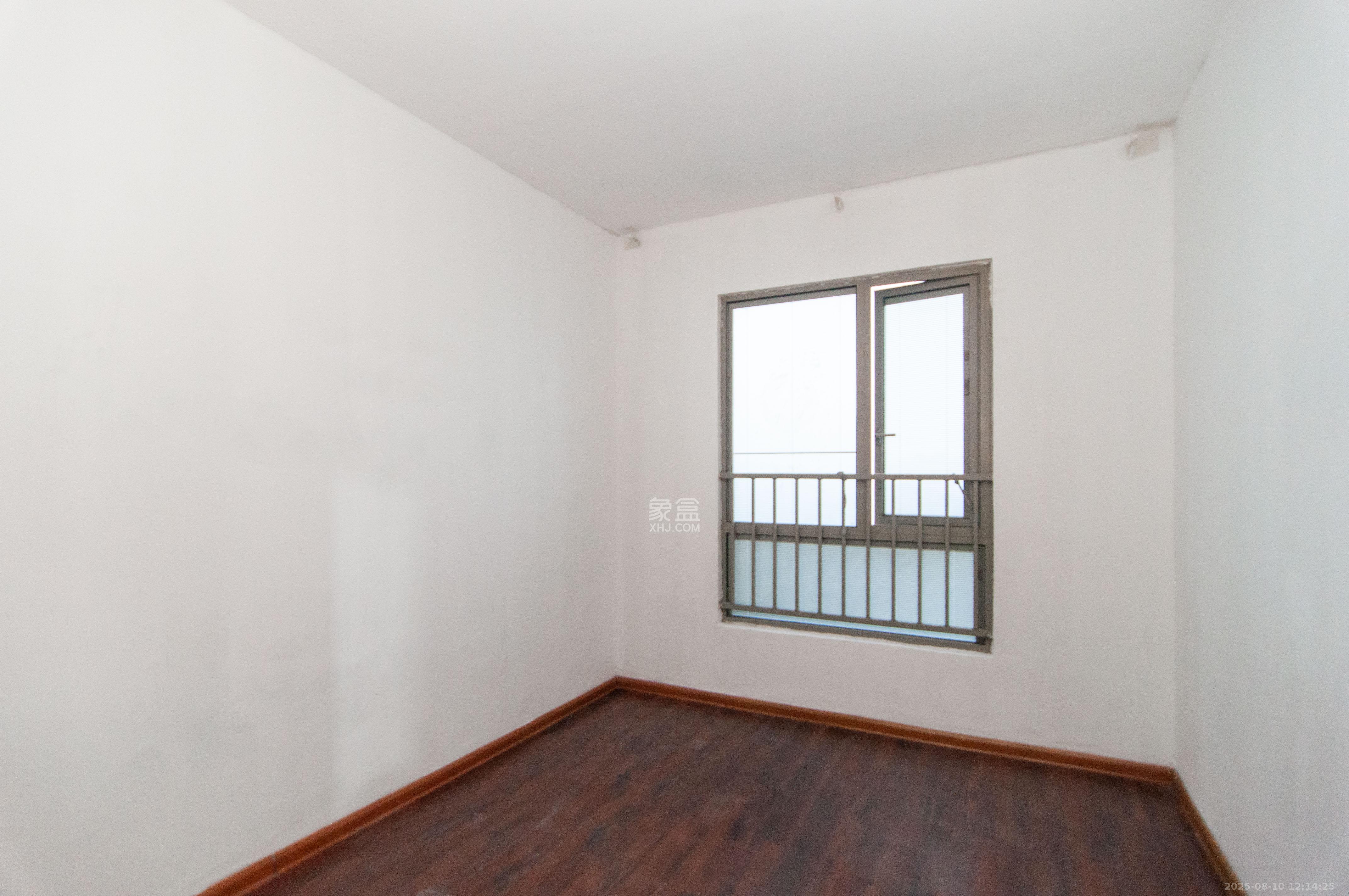 梅溪湖金茂湾  3室2厅2卫    105.0万 梅溪湖金茂湾  3室2厅2卫    105.0万其他