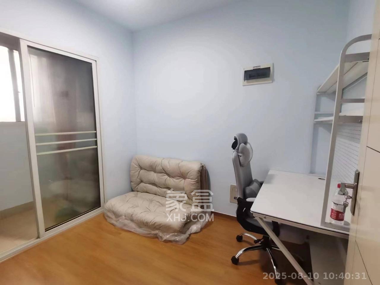 巧克力空间（建鸿达现代大厦）  3室2厅1卫    2200.0元/月室内图