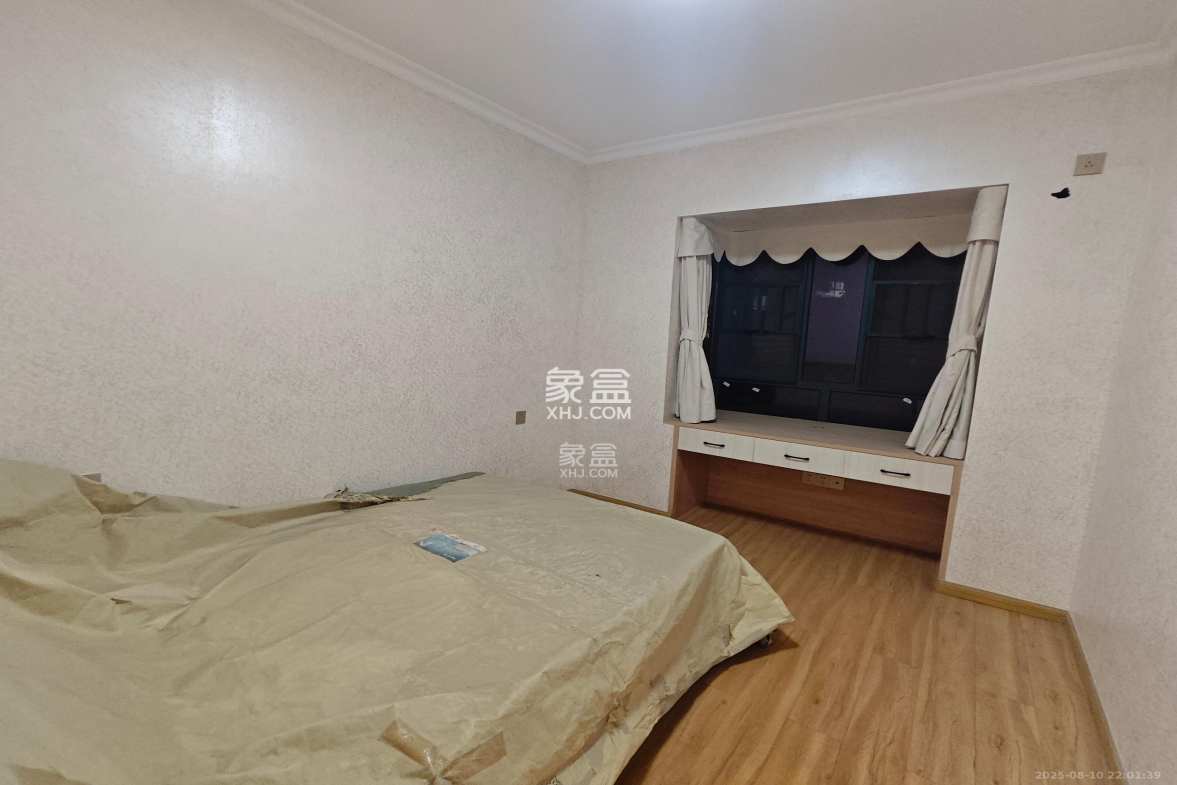 金湘苑(星澜之悦)  4室2厅2卫    2200.0元/月 金湘苑(星澜之悦)  4室2厅2卫    2200.0元/月室内图