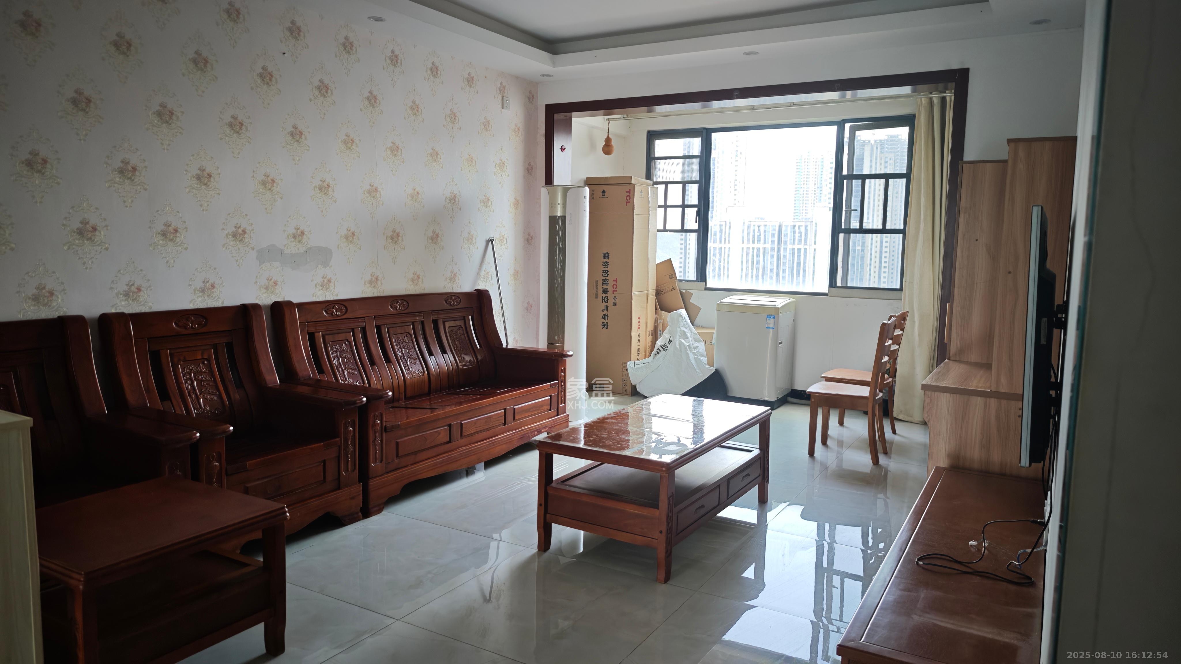 中国铁建梅溪青秀一期  3室2厅1卫    2500.0元/月 中国铁建梅溪青秀一期  3室2厅1卫    2500.0元/月室内图