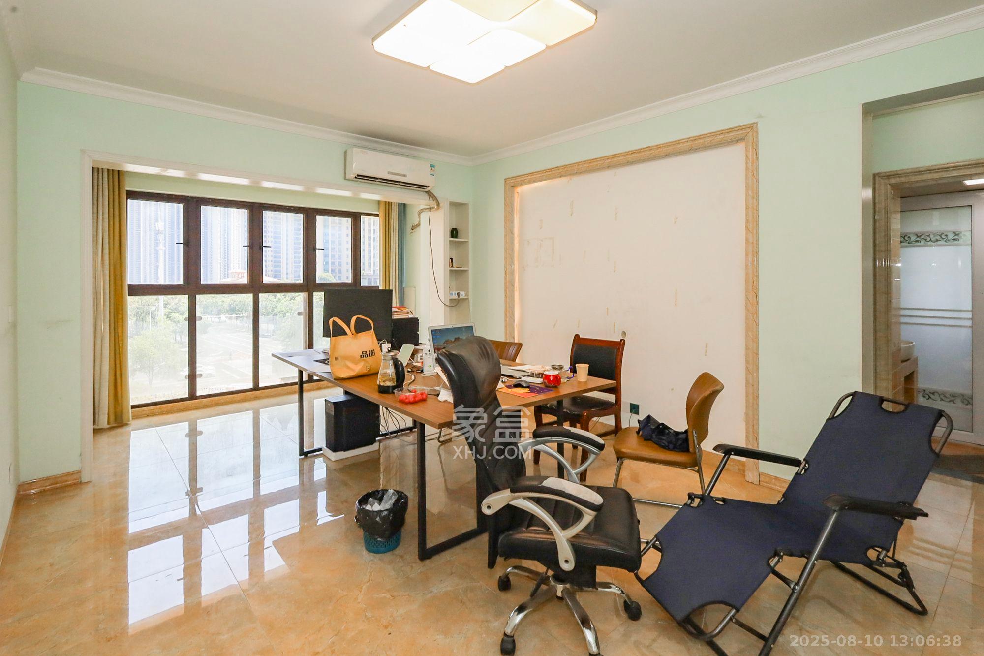 南山雍江汇(滨江国际新城) 3室1厅1卫 2900.0元/月 南山雍江汇(滨江国际新城) 3室1厅1卫 2900.0元/月室内图