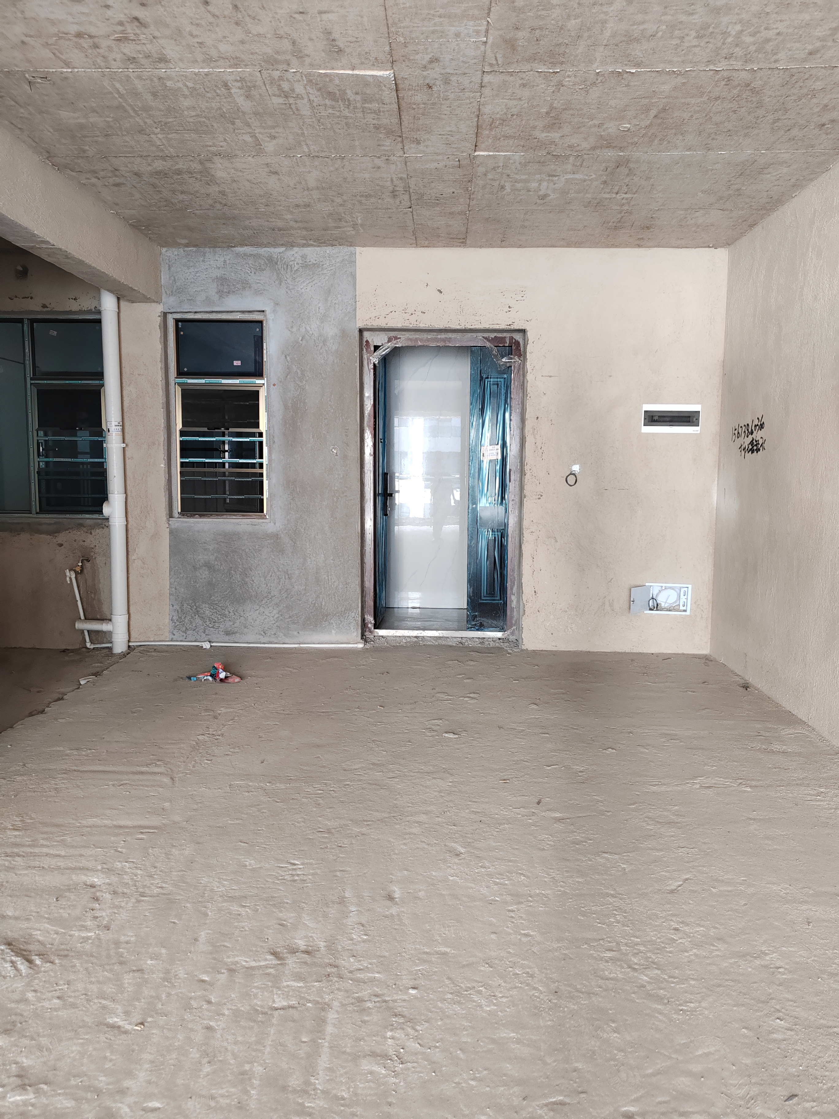 青春里-铂樾府 3室2厅2卫 65.8万 青春里-铂樾府 3室2厅2卫 65.8万客厅