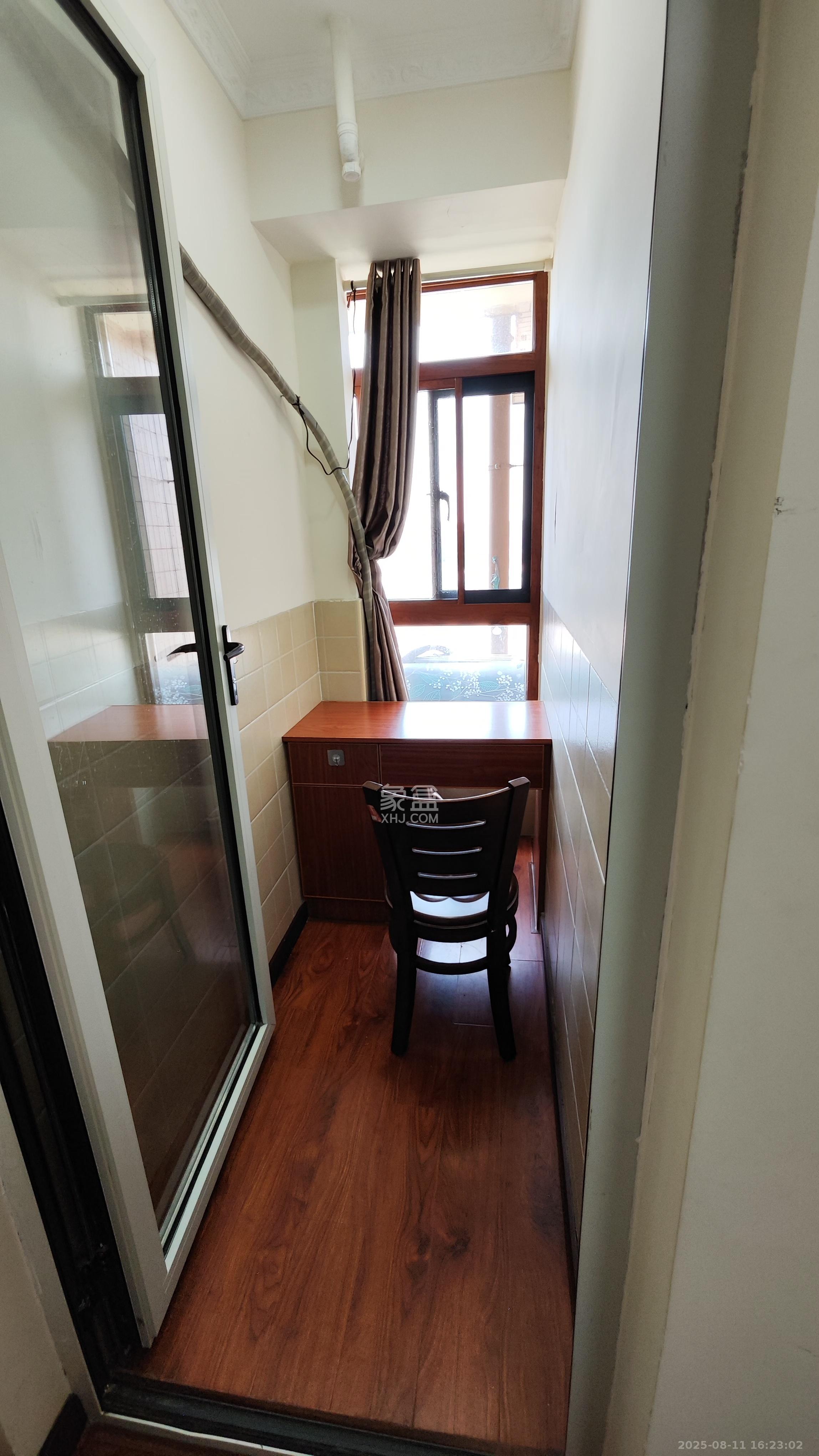 五矿万境水岸三期  2室1厅1卫    2000.0元/月室内图