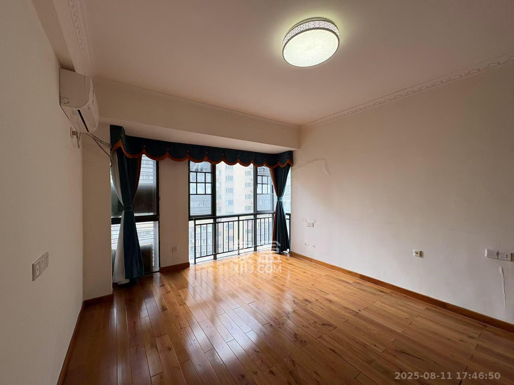 万博汇 4室2厅2卫 4800.0元/月 万博汇 4室2厅2卫 4800.0元/月室内图