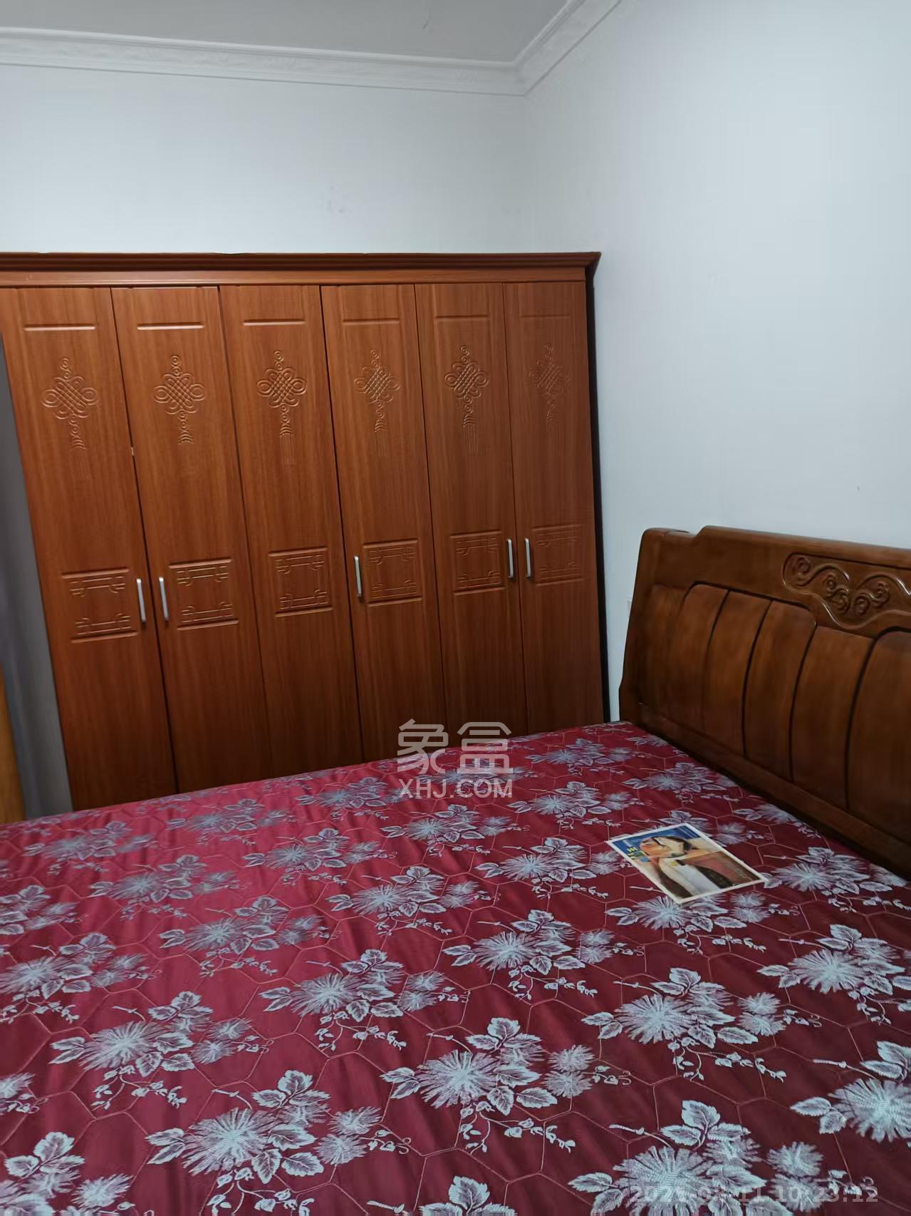 荷韵园  3室2厅2卫    2000.0元/月 荷韵园  3室2厅2卫    2000.0元/月室内图