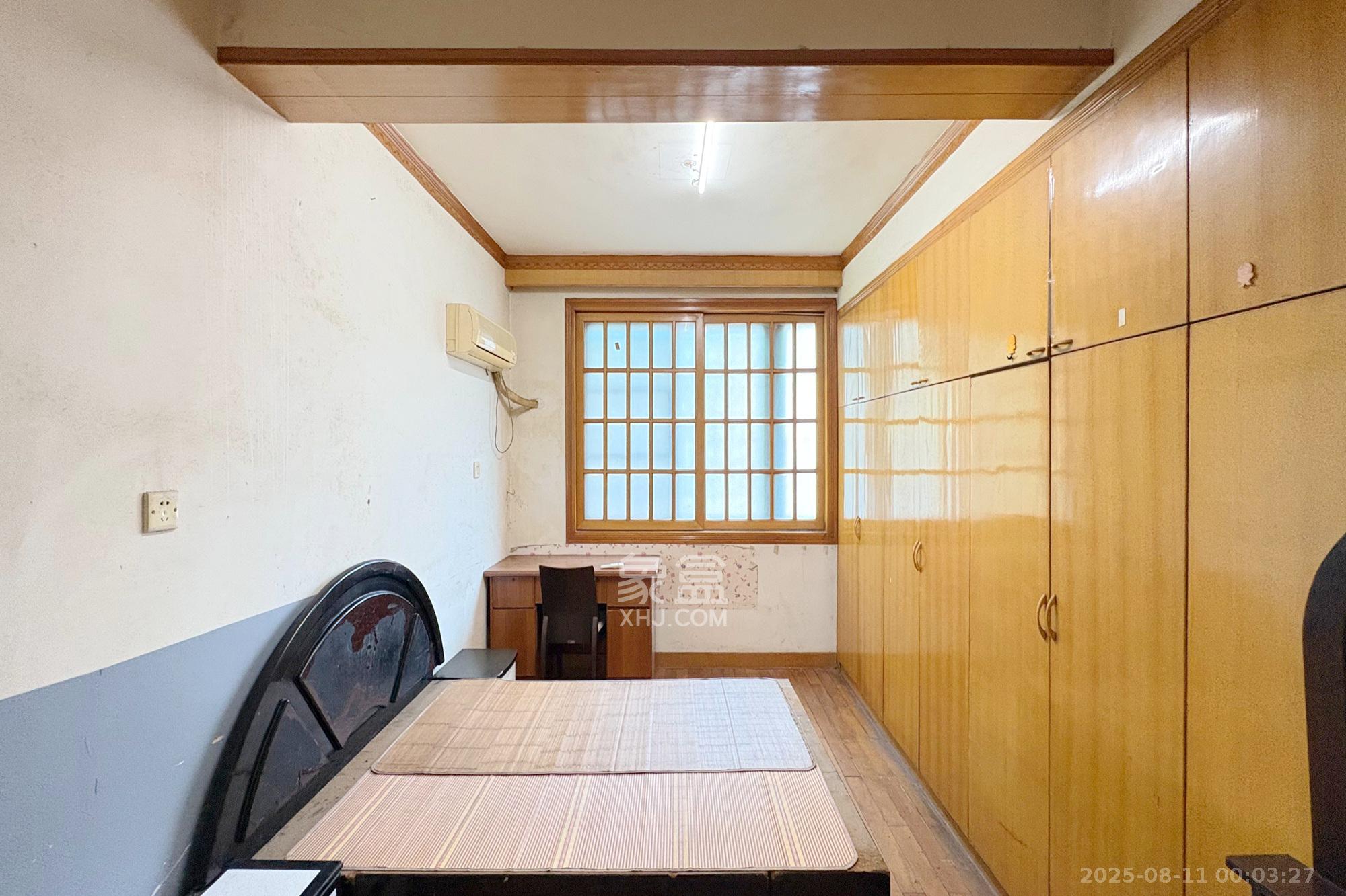 乔庄社区 4室1厅1卫 49.0万 乔庄社区 4室1厅1卫 49.0万卧室