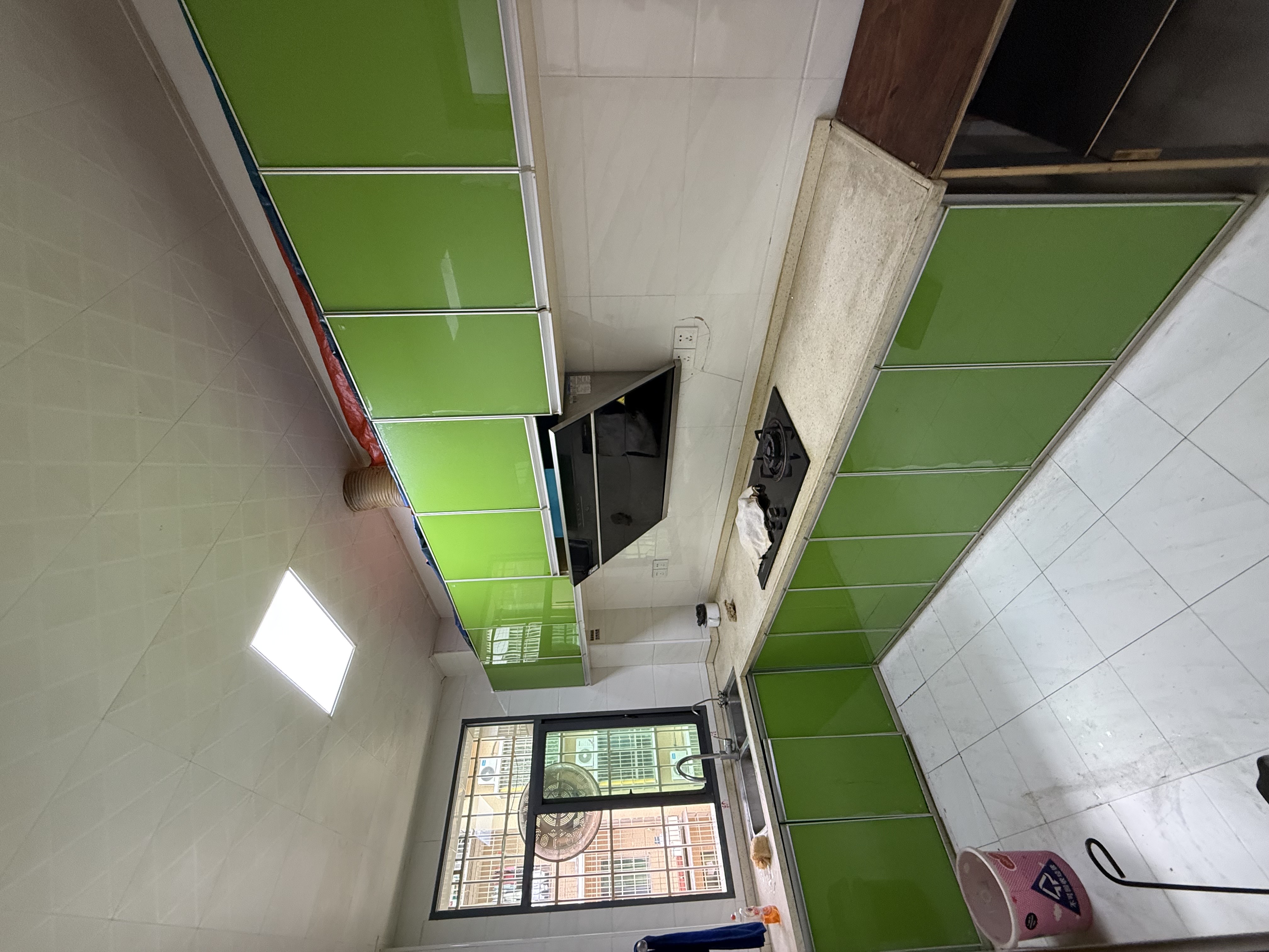 长湖小区 1室0厅0卫 1700.0元/月 长湖小区 1室0厅0卫 1700.0元/月室内图