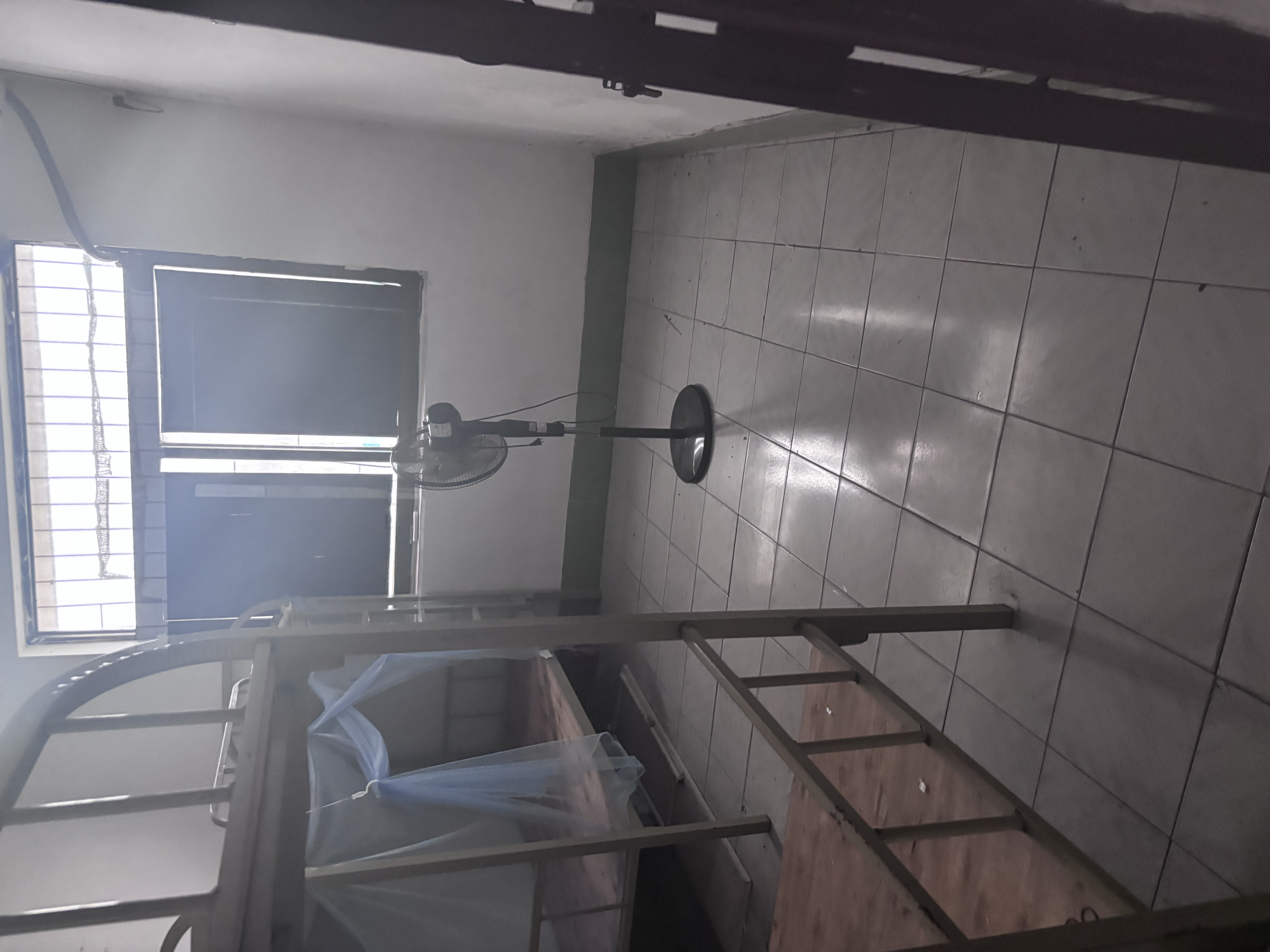 侨中公寓 3室2厅1卫 1500.0元/月 侨中公寓 3室2厅1卫 1500.0元/月室内图