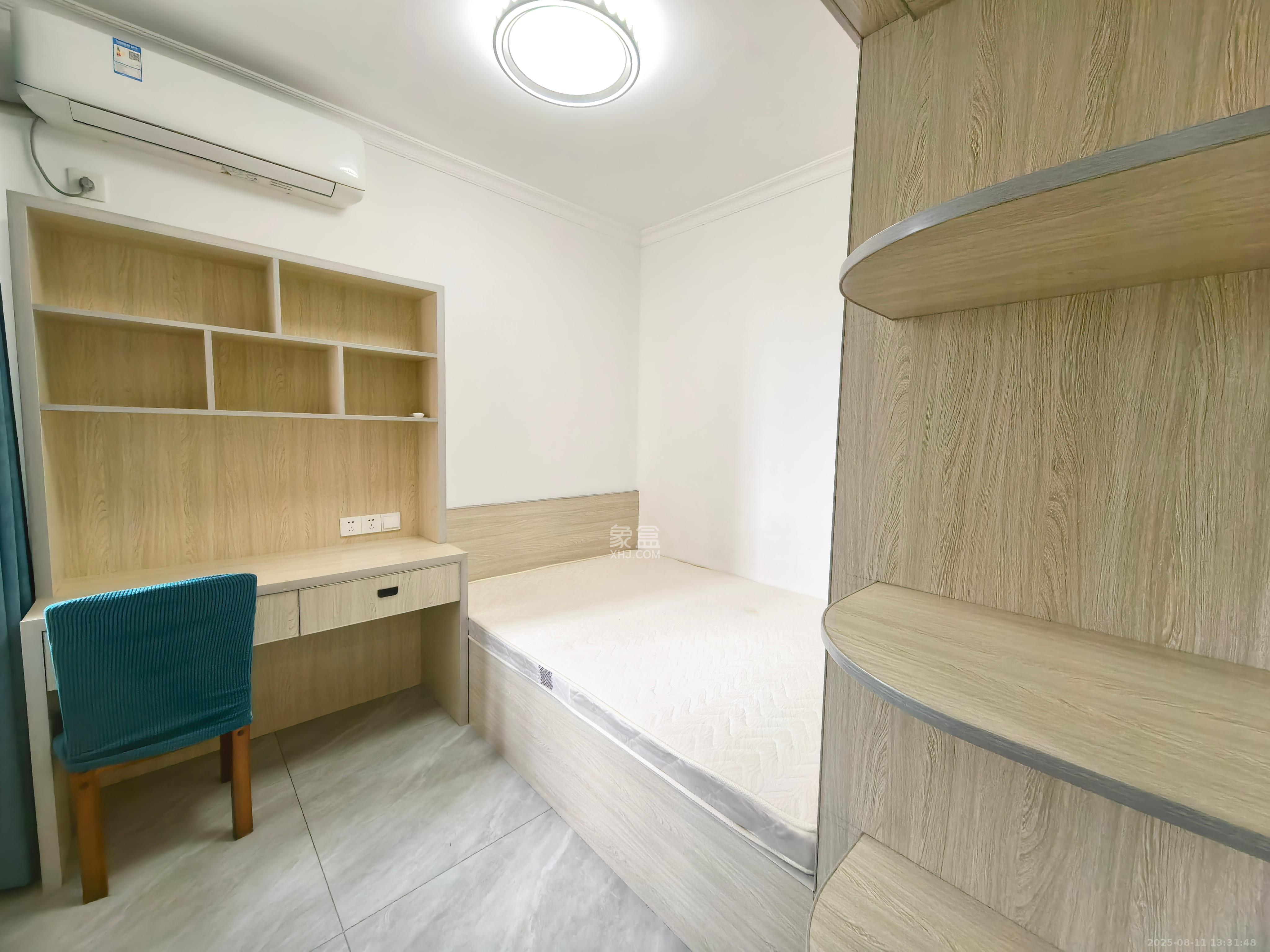 真人桥家园一期  2室2厅1卫    1800.0元/月室内图