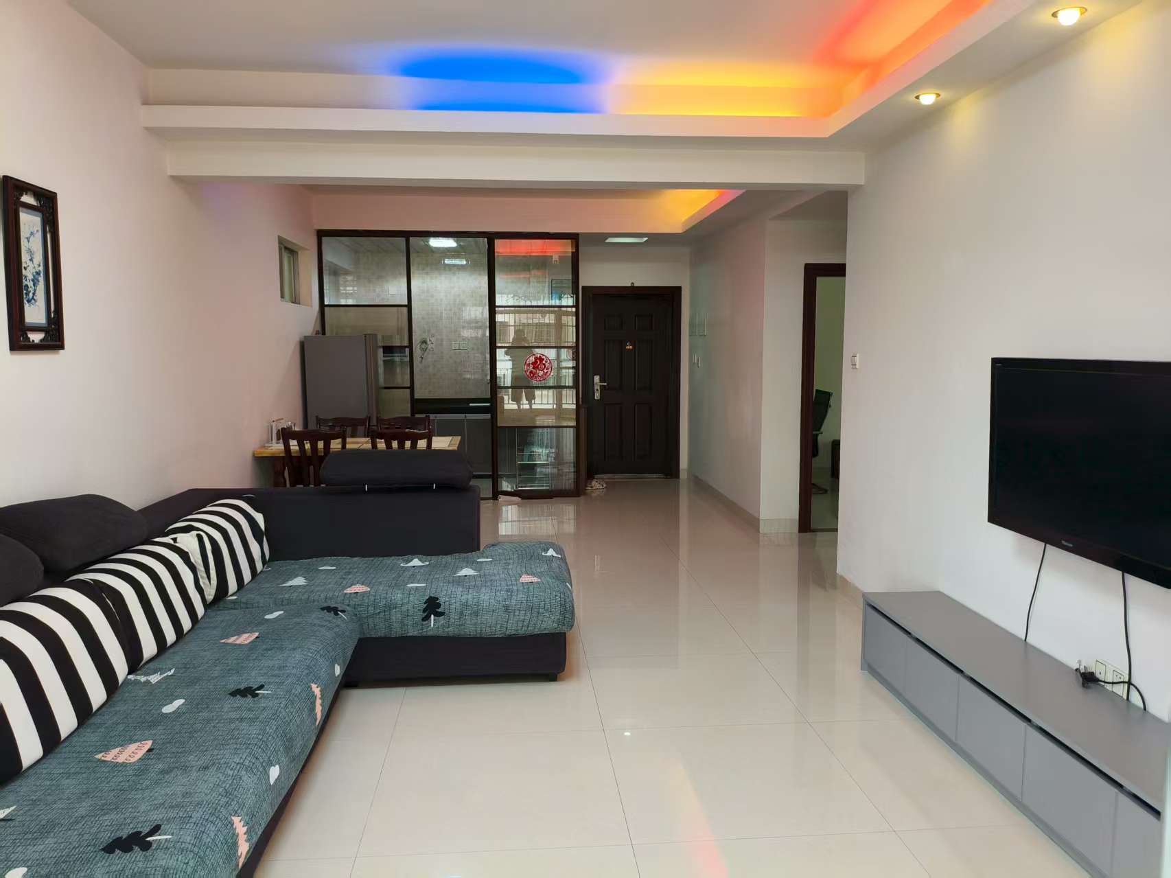 泽丰花园 2室2厅1卫 2300.0元/月 泽丰花园 2室2厅1卫 2300.0元/月室内图