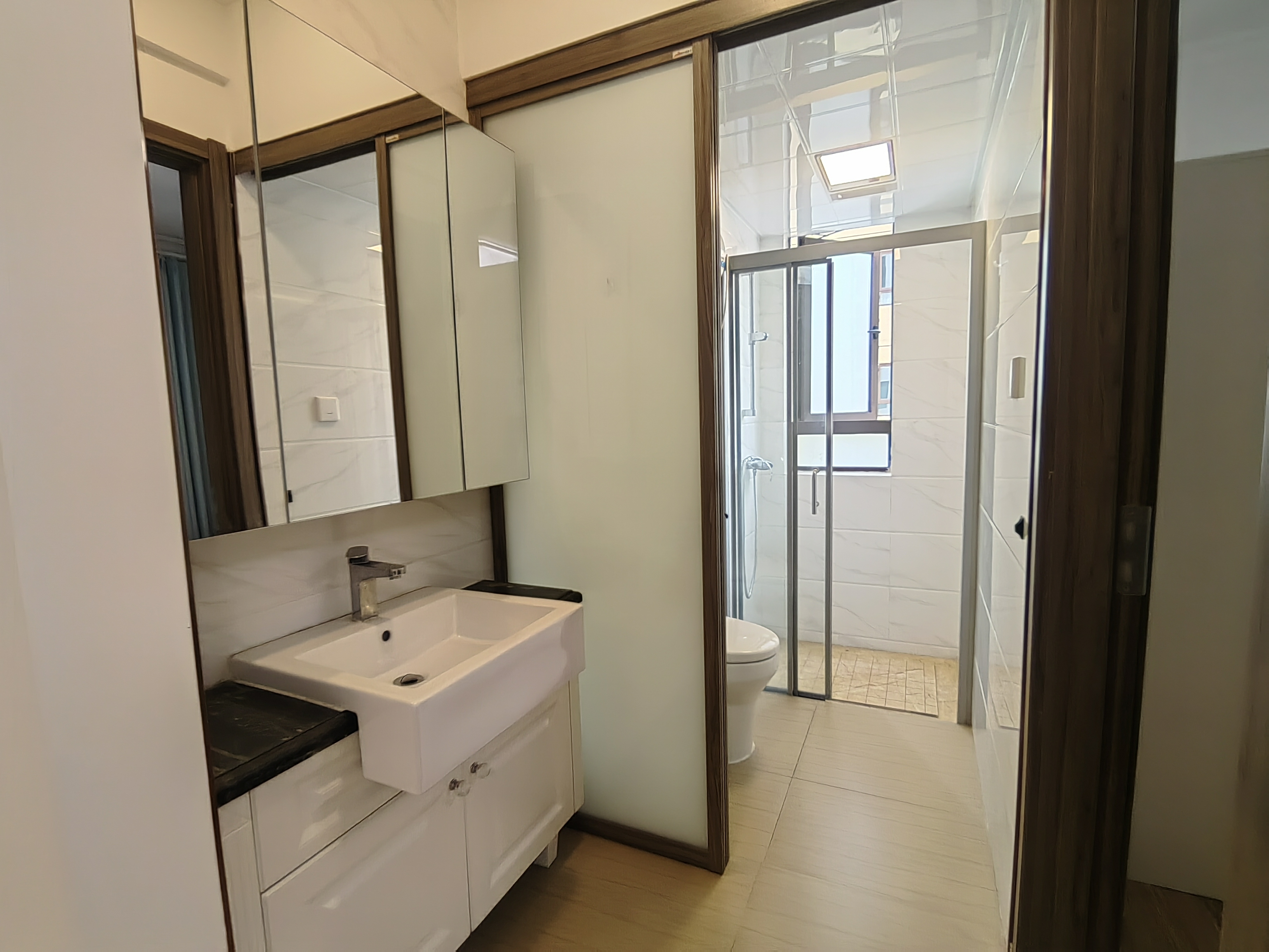 华耀碧桂园十里江湾誉峯 1室0厅0卫 1800.0元/月 华耀碧桂园十里江湾誉峯 1室0厅0卫 1800.0元/月室内图