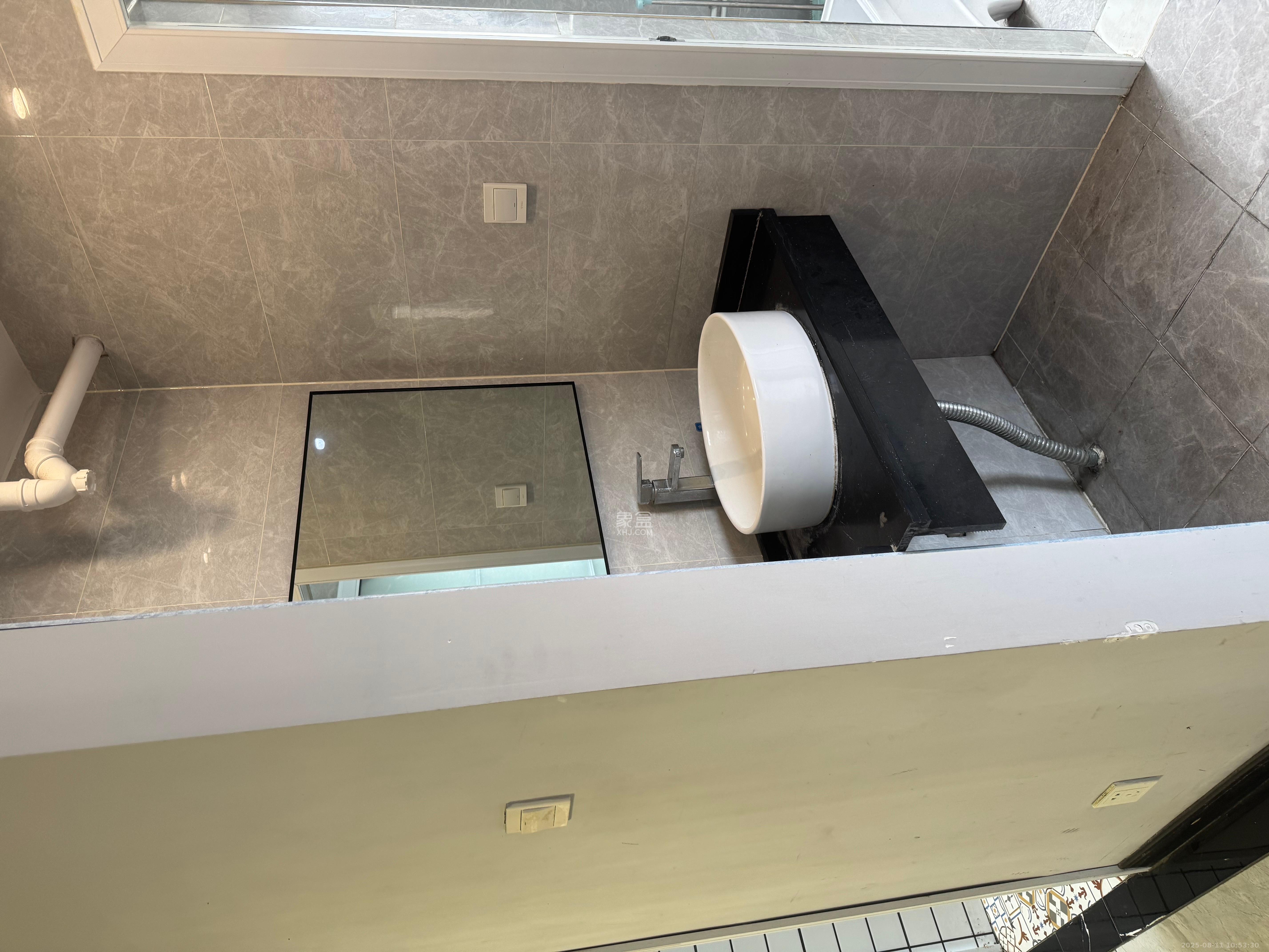 圭塘三小区  2室1厅1卫   3400.00元/月室内图