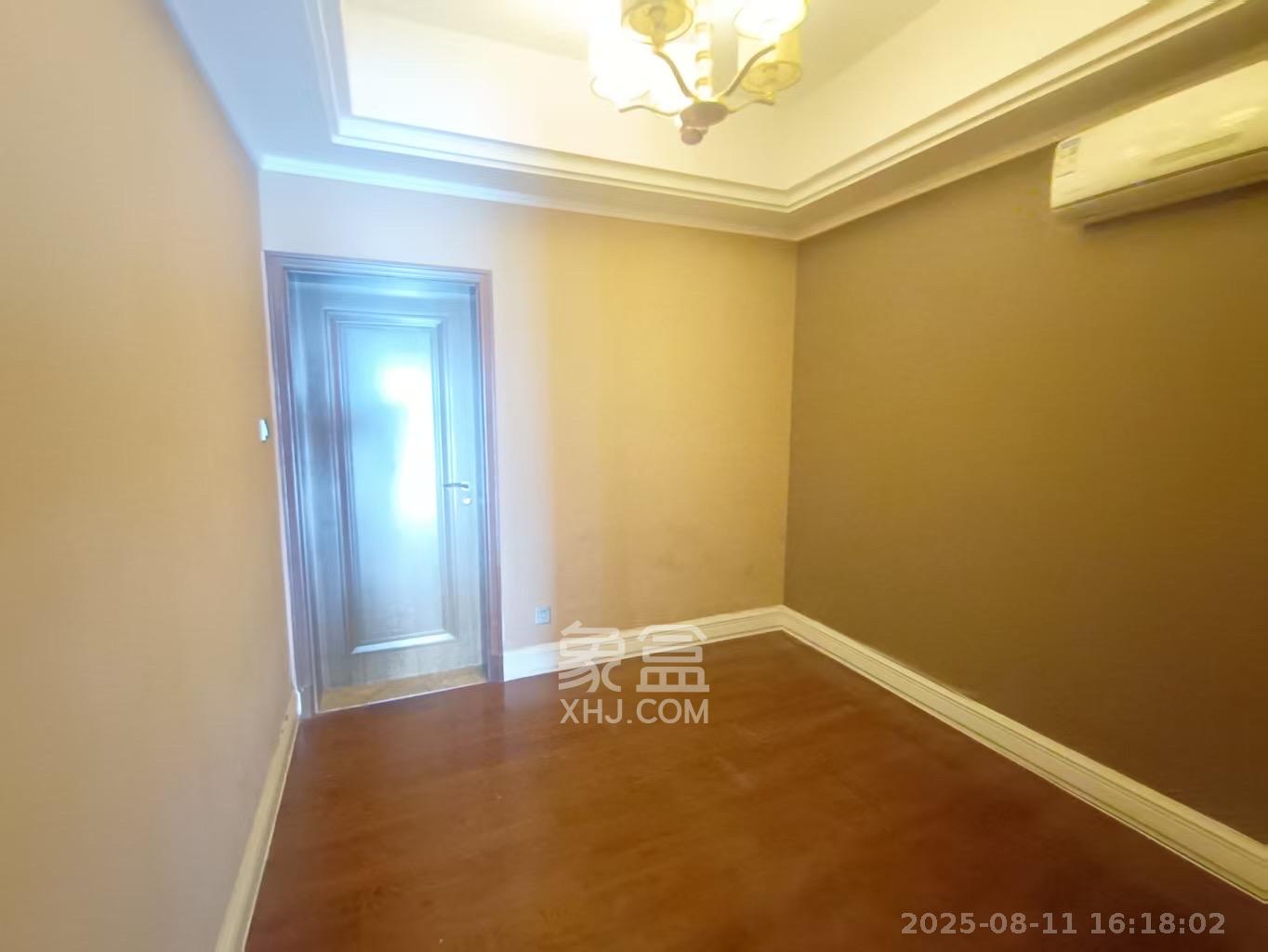 恒大御景半岛湘江苑(恒大御景半岛一期) 5室2厅2卫 5000.0元/月 恒大御景半岛湘江苑(恒大御景半岛一期) 5室2厅2卫 5000.0元/月室内图