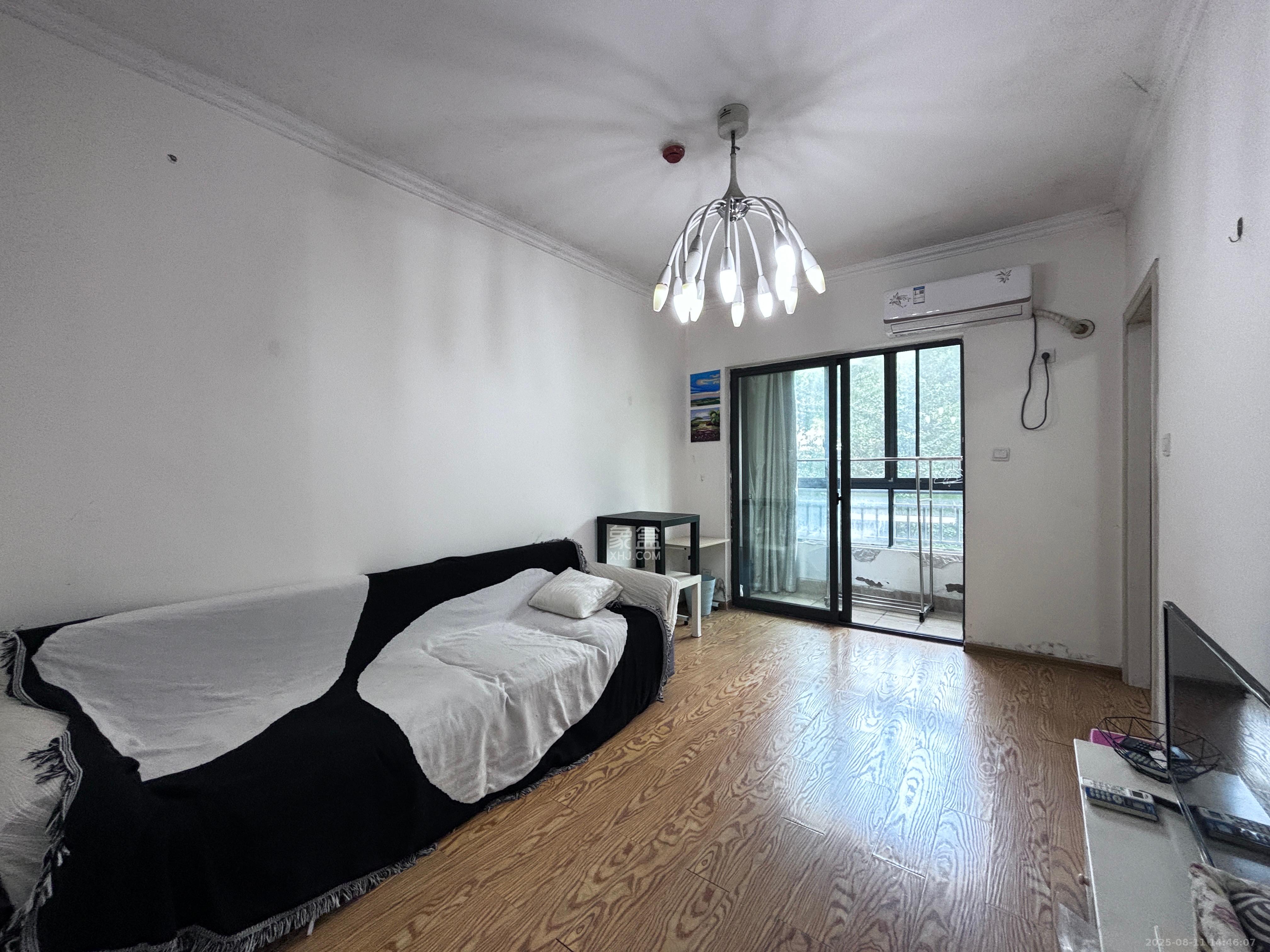 上峰苑(兰亭玥岛) 2室1厅1卫 1800.0元/月 上峰苑(兰亭玥岛) 2室1厅1卫 1800.0元/月室内图