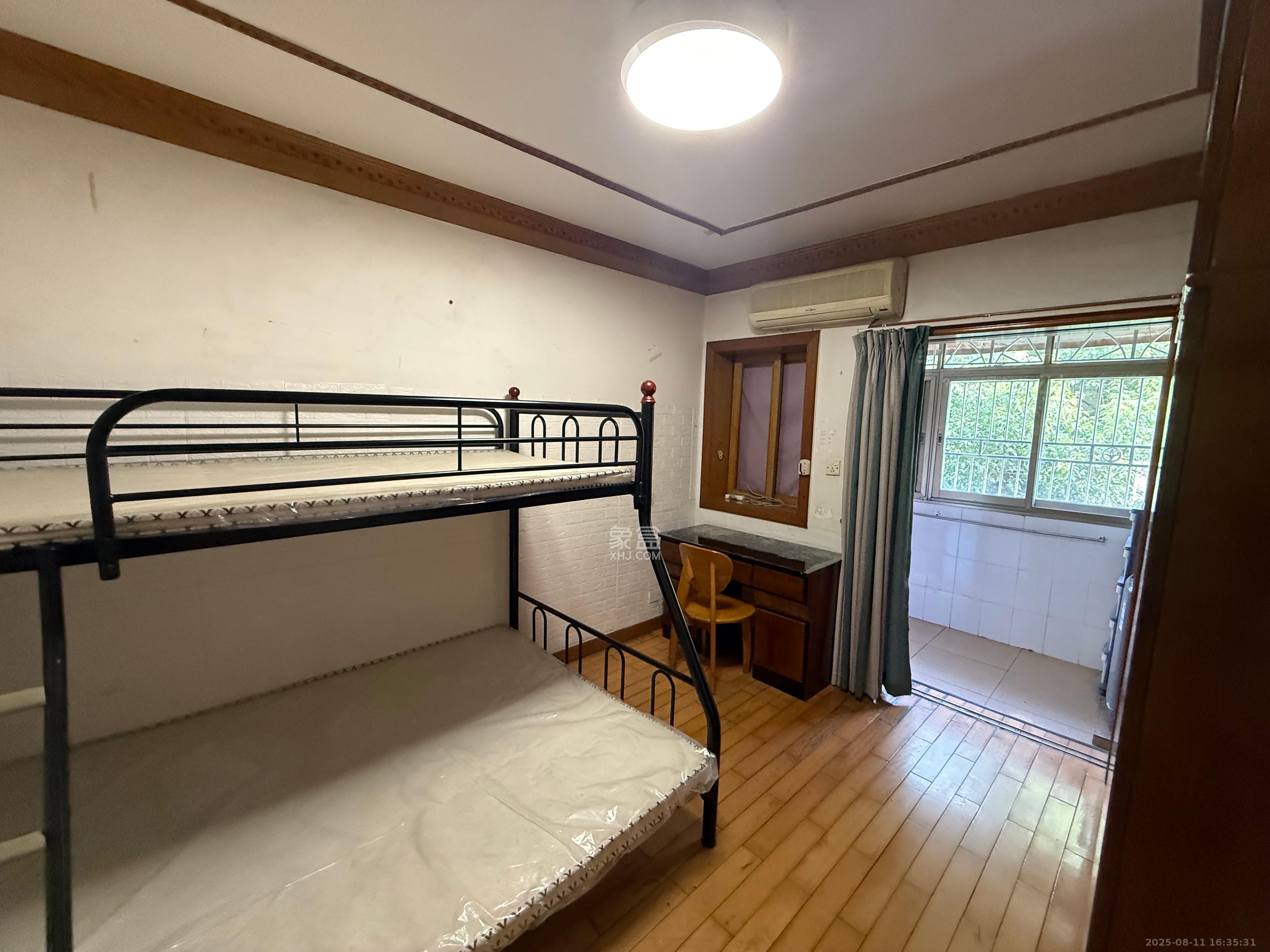 金沙园小区  2室2厅1卫    1600.0元/月室内图