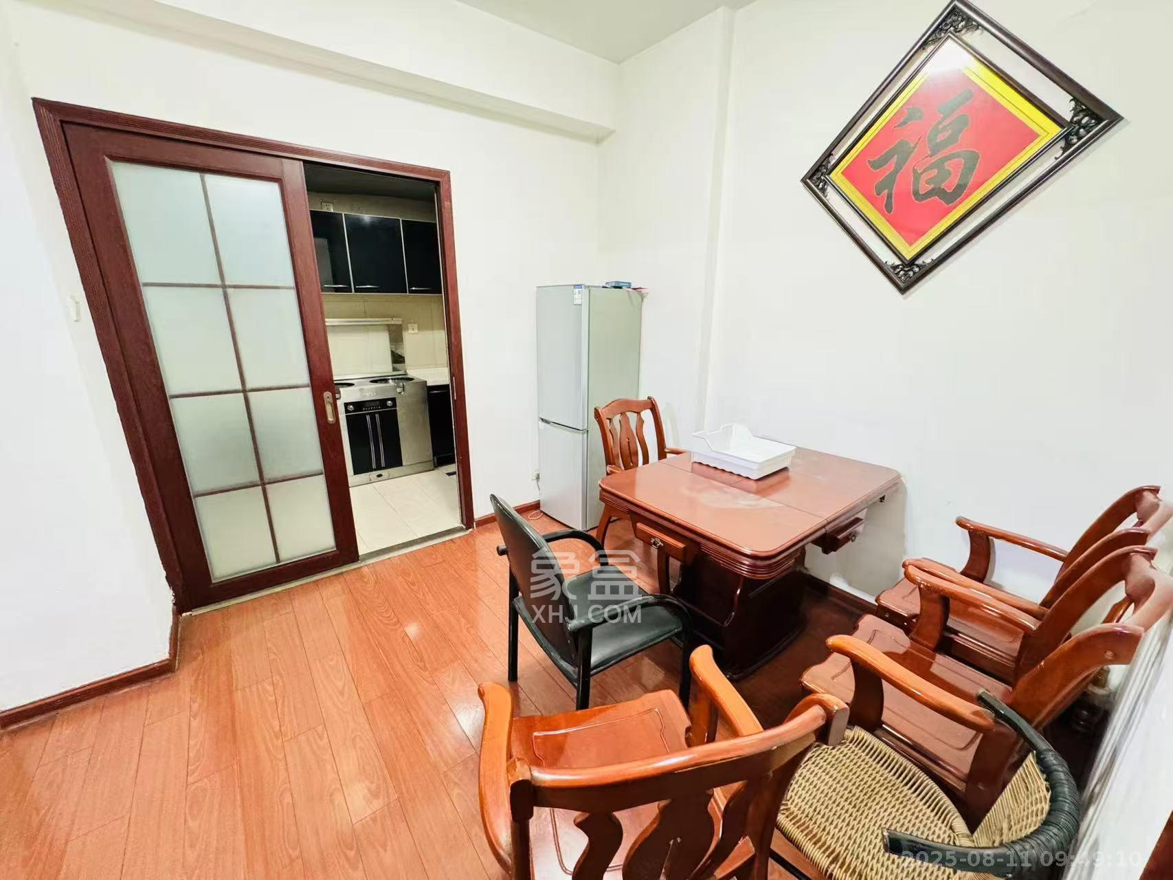 新青年公寓 2室2厅1卫 3200.0元/月 新青年公寓 2室2厅1卫 3200.0元/月室内图