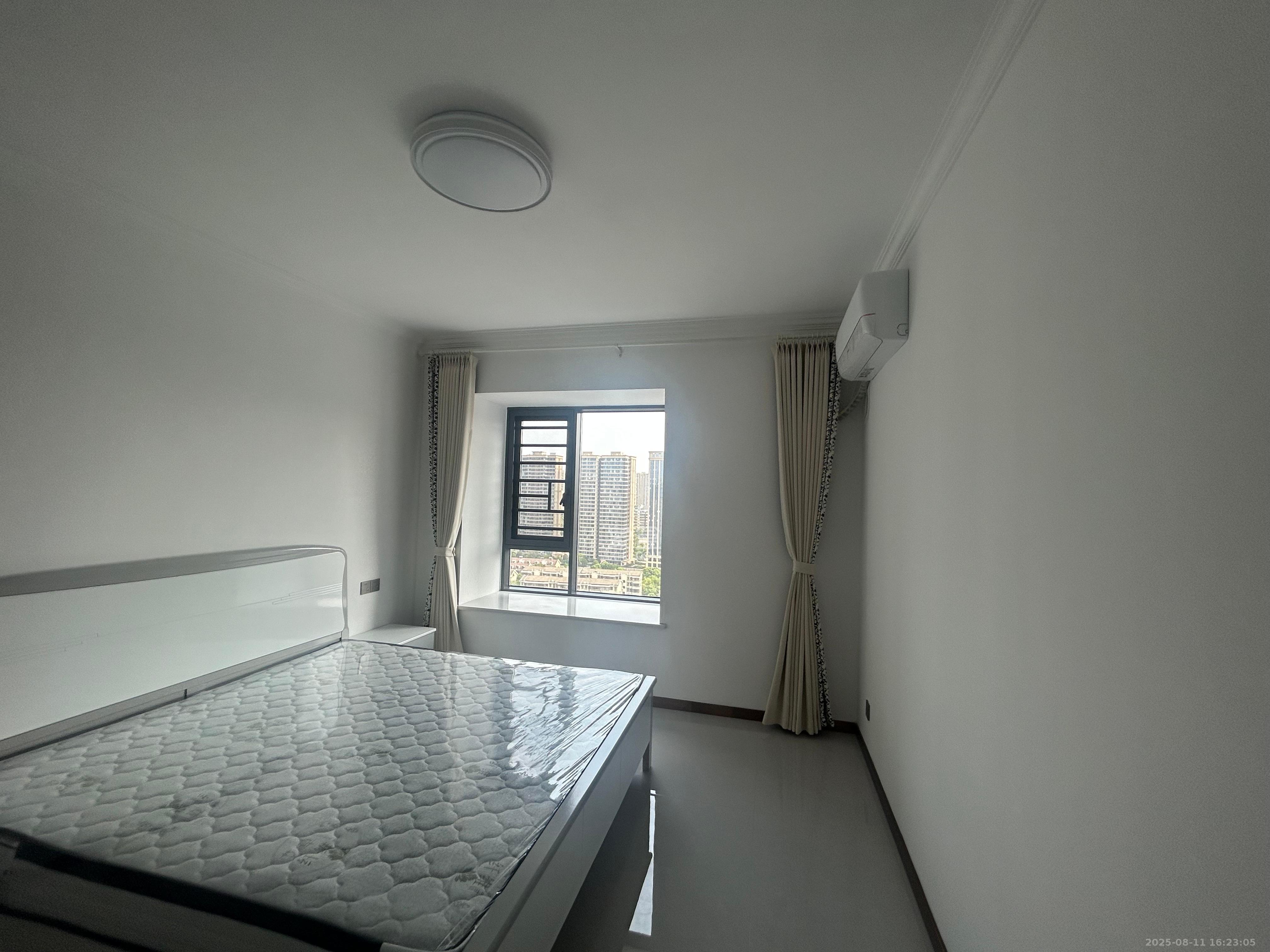 金石蓉园  2室2厅1卫    2400.0元/月室内图