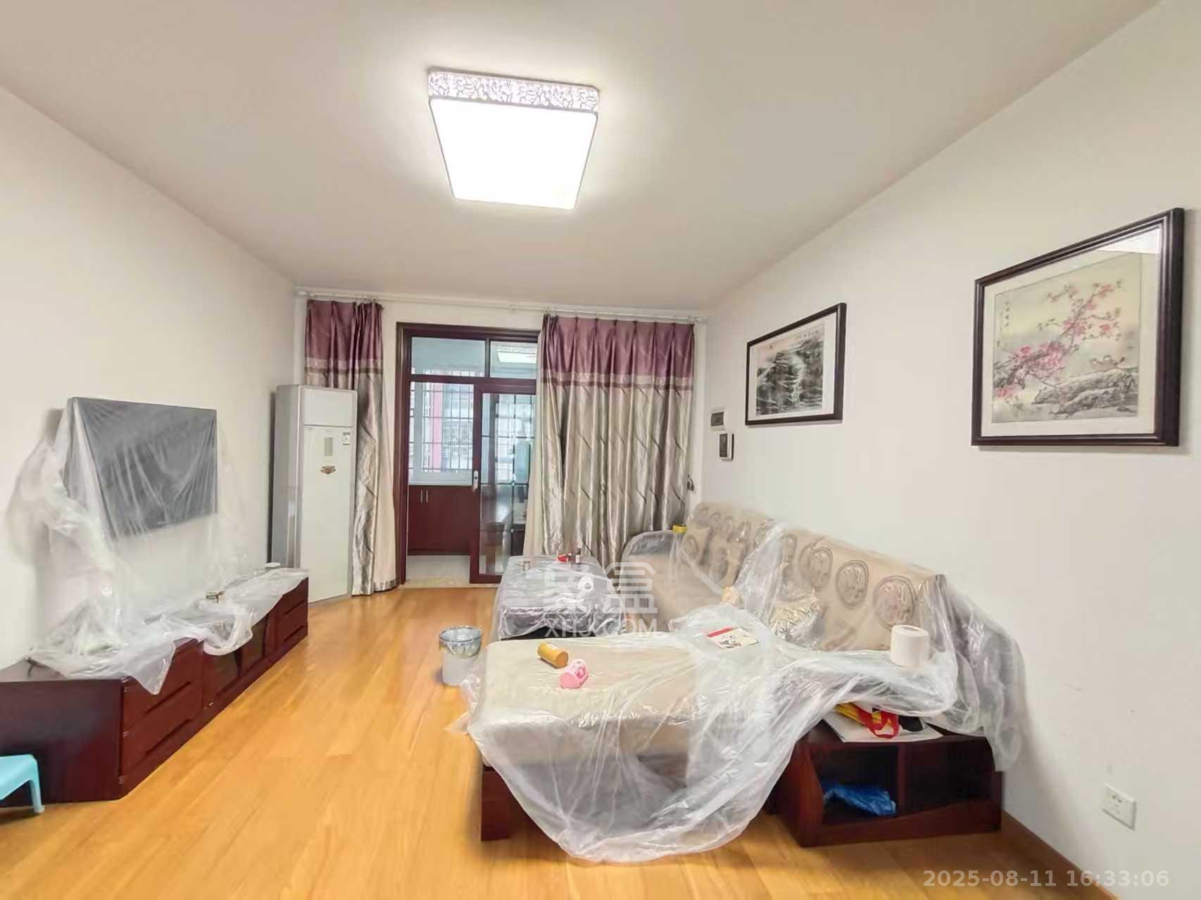 东门壹号家园 4室2厅2卫 3200.0元/月 东门壹号家园 4室2厅2卫 3200.0元/月室内图