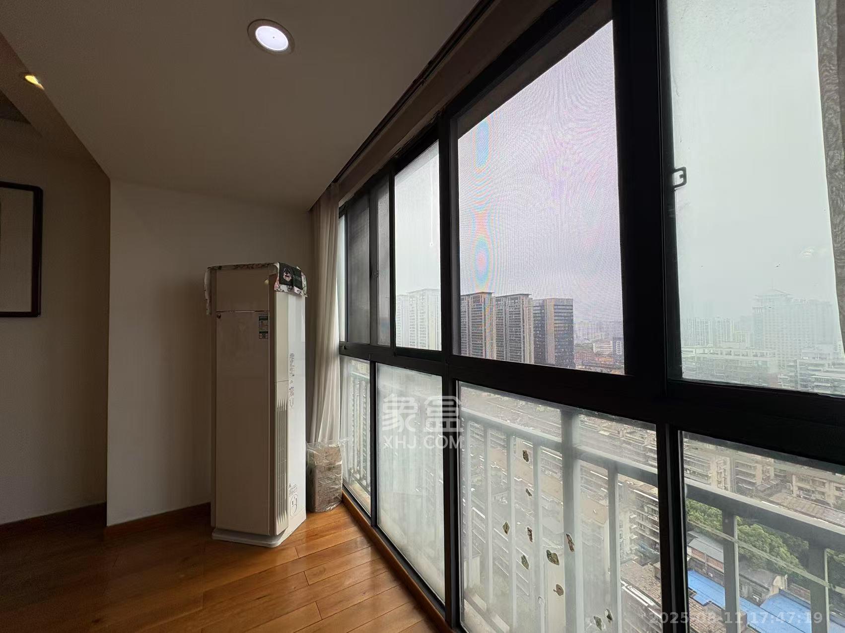 万博汇 4室2厅2卫 4800.0元/月 万博汇 4室2厅2卫 4800.0元/月室内图