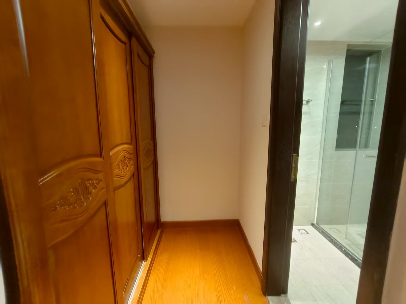 株洲恒大悦珑台 4室2厅2卫 105.0万 株洲恒大悦珑台 4室2厅2卫 105.0万室内图