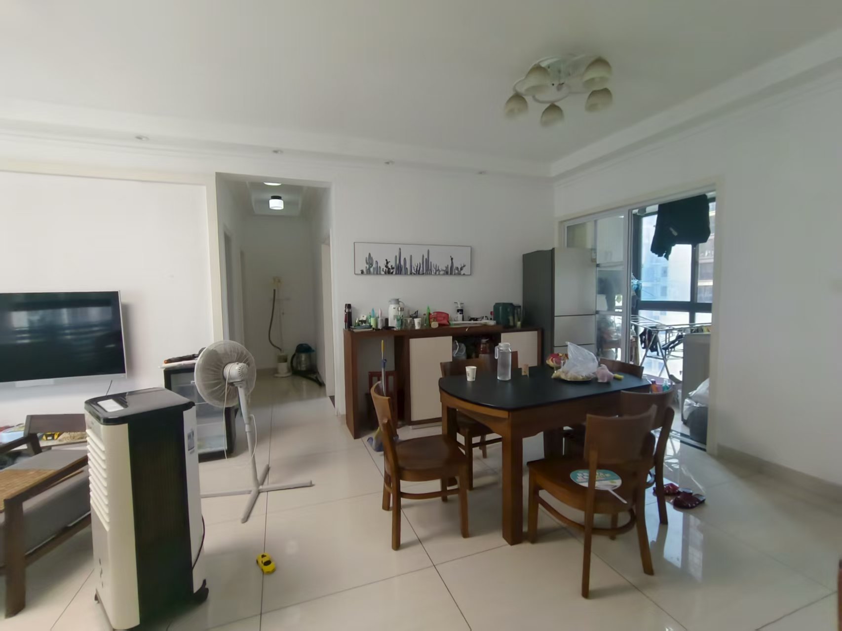 金轮翡翠名园  4室2厅2卫    82.0万室内图