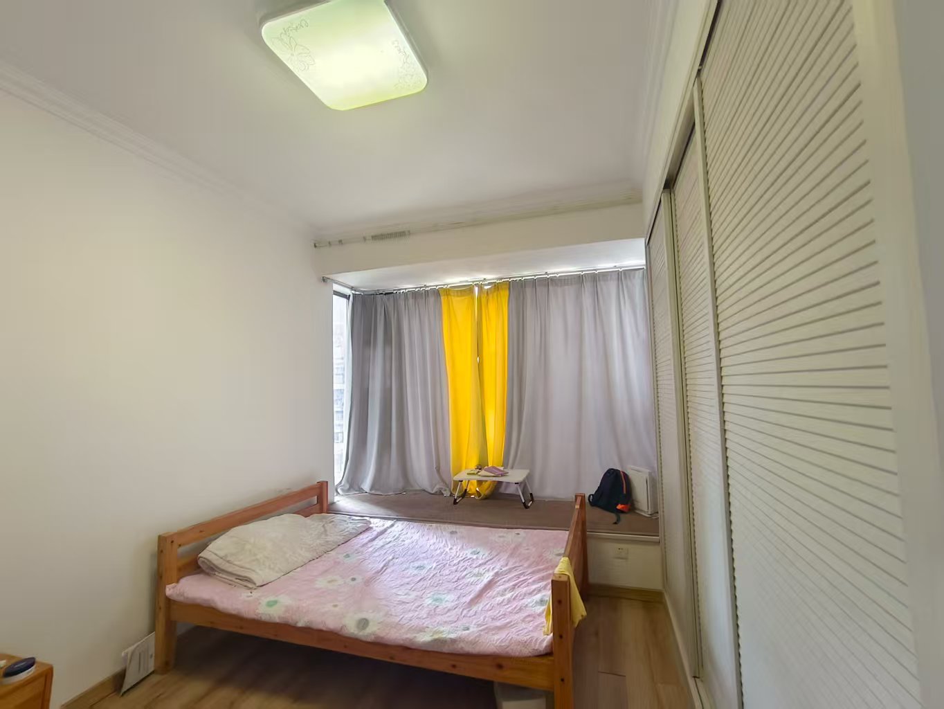 金轮翡翠名园  4室2厅2卫    82.0万 金轮翡翠名园  4室2厅2卫    82.0万室内图