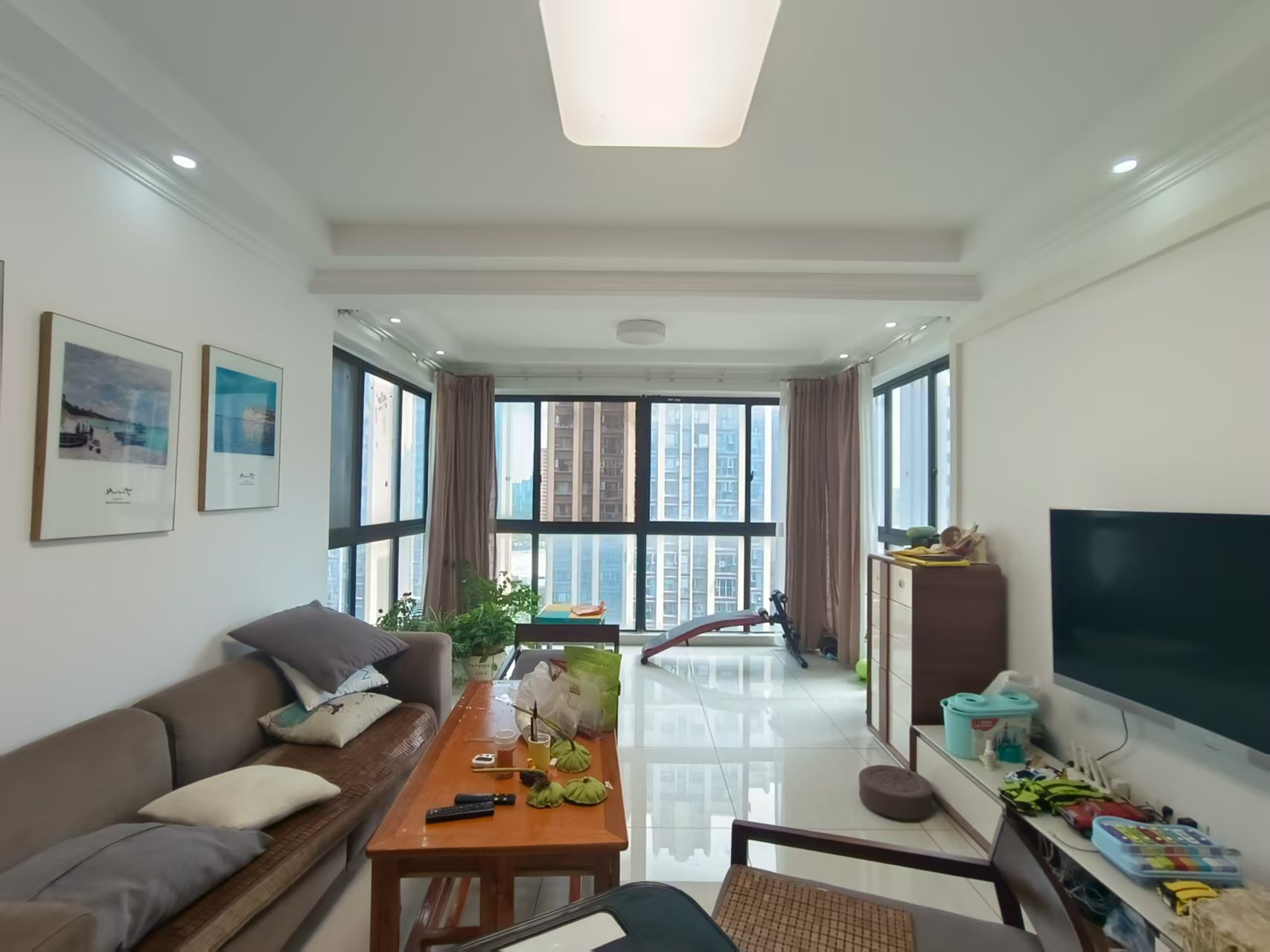 金轮翡翠名园  4室2厅2卫    82.0万 金轮翡翠名园  4室2厅2卫    82.0万室内图