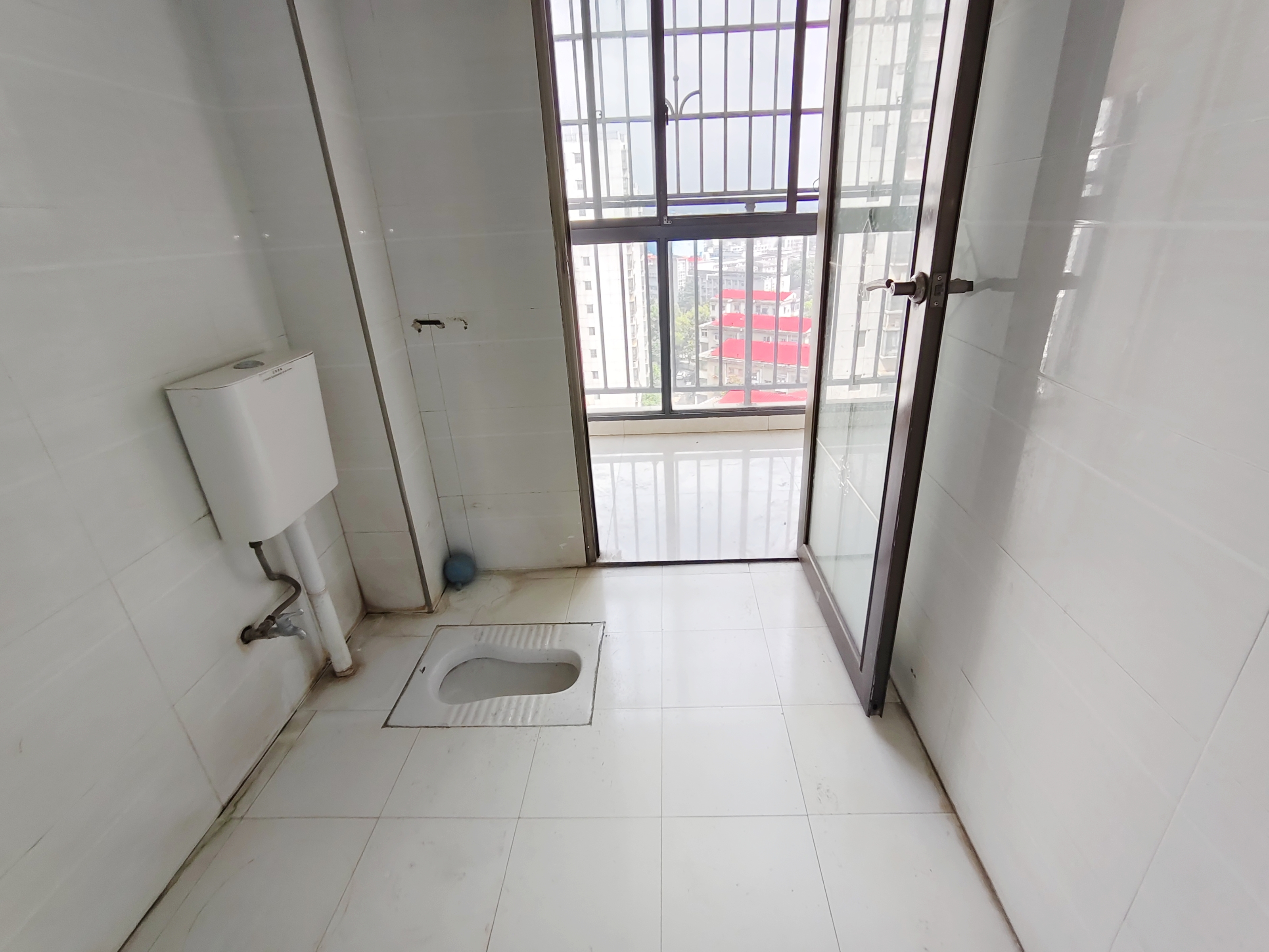 嘉天紫东苑 3室2厅2卫 37.5万 嘉天紫东苑 3室2厅2卫 37.5万室内图