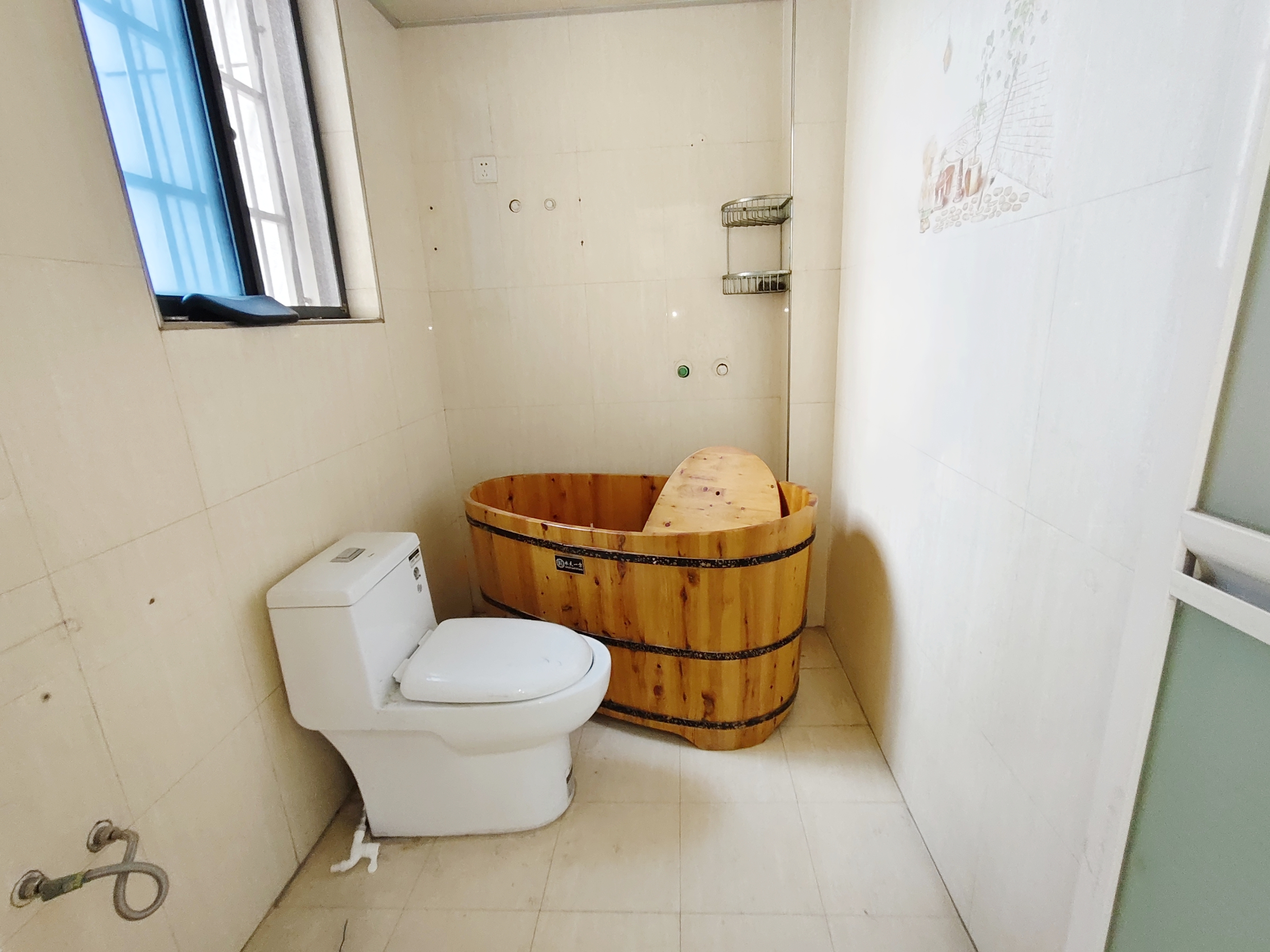 嘉天紫东苑 3室2厅2卫 37.5万 嘉天紫东苑 3室2厅2卫 37.5万室内图