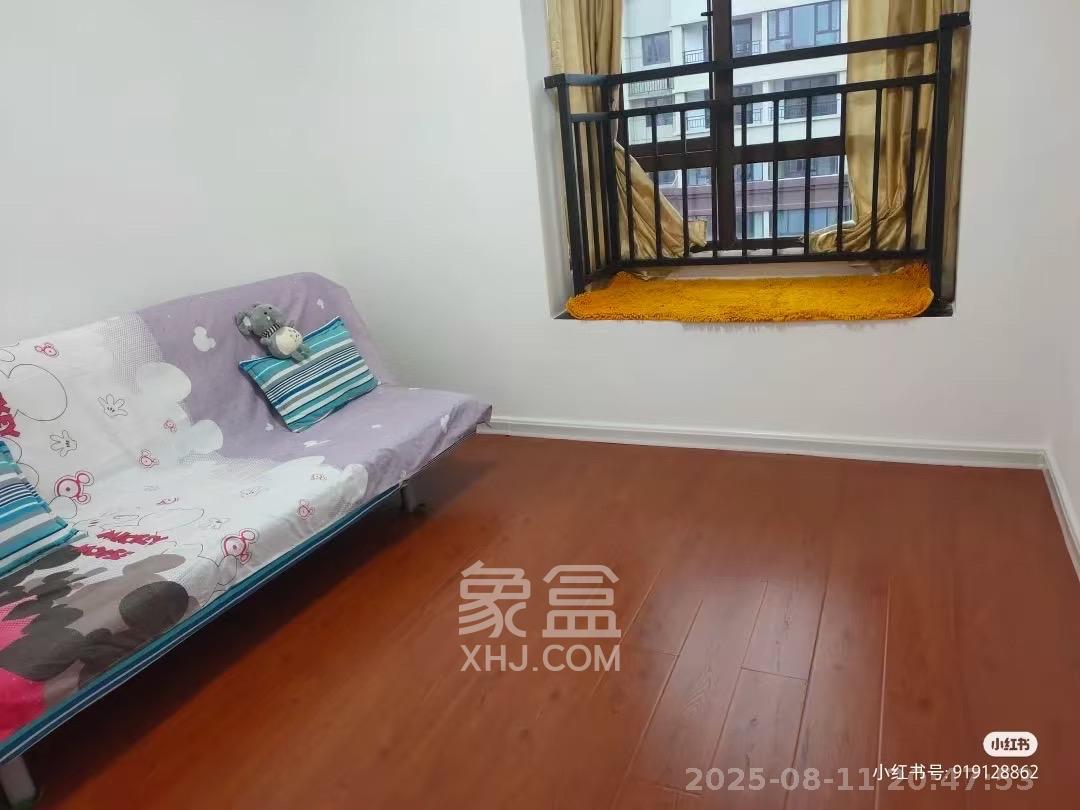 山语城三期 4室2厅2卫 2800.0元/月 山语城三期 4室2厅2卫 2800.0元/月室内图