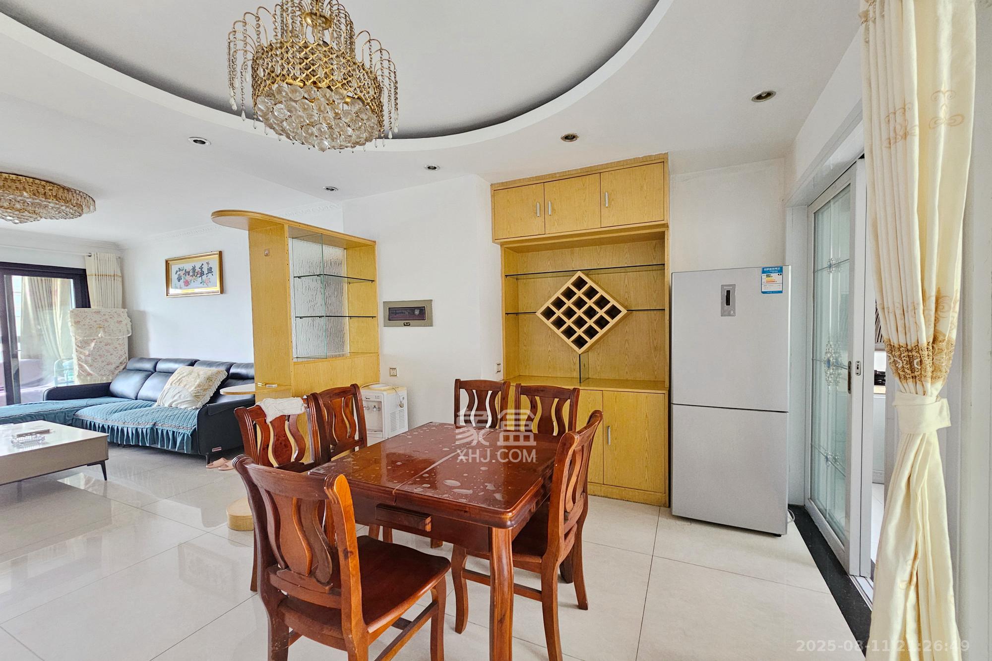 嘉宇盛世华章 2室2厅1卫 78.8万 嘉宇盛世华章 2室2厅1卫 78.8万客厅